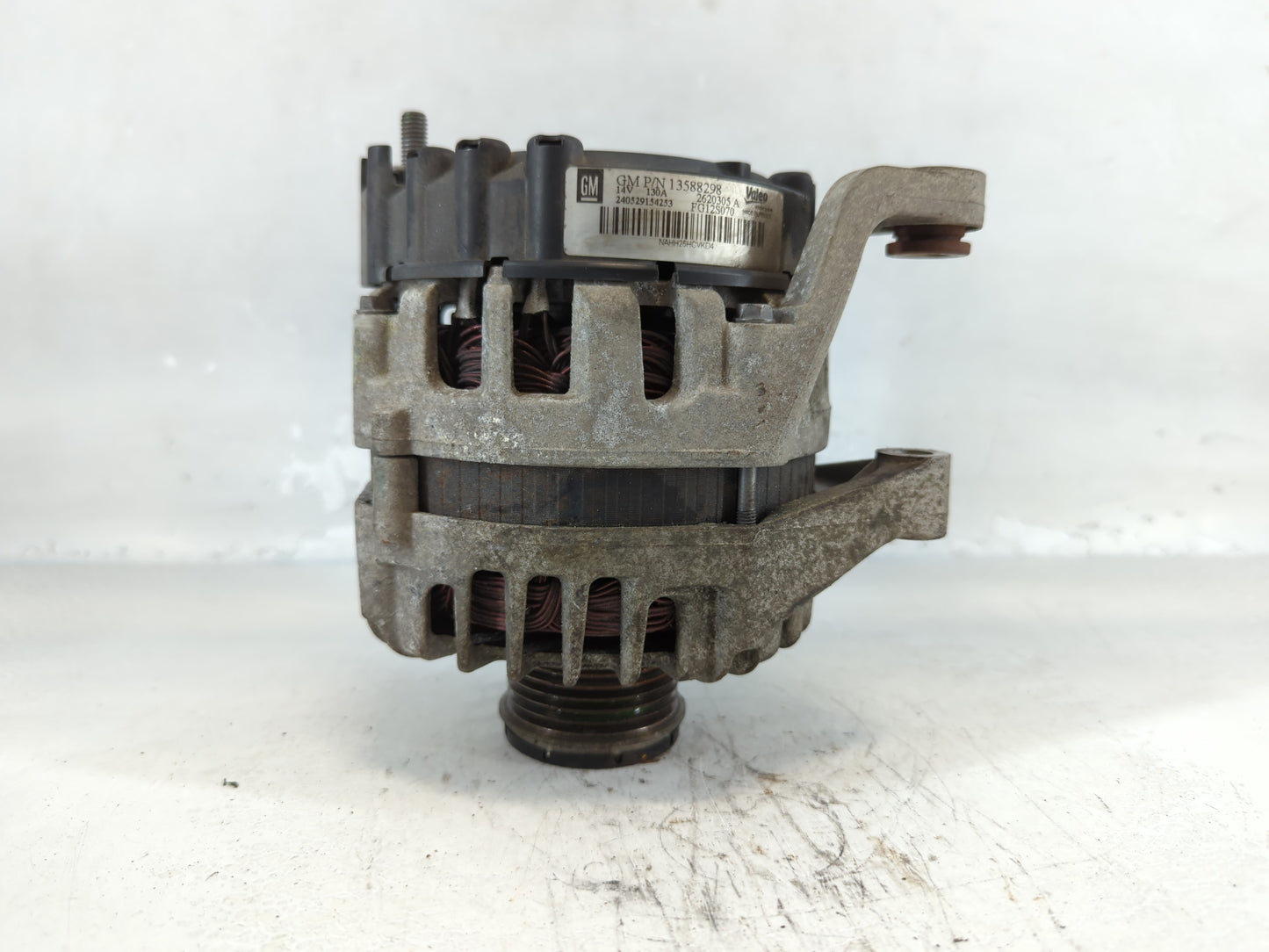 2011-2016 Chevrolet Cruze Alternator Replacement Generator Charging Assembly Engine OEM P/N:2620305 A 13588298 Fits OEM Used