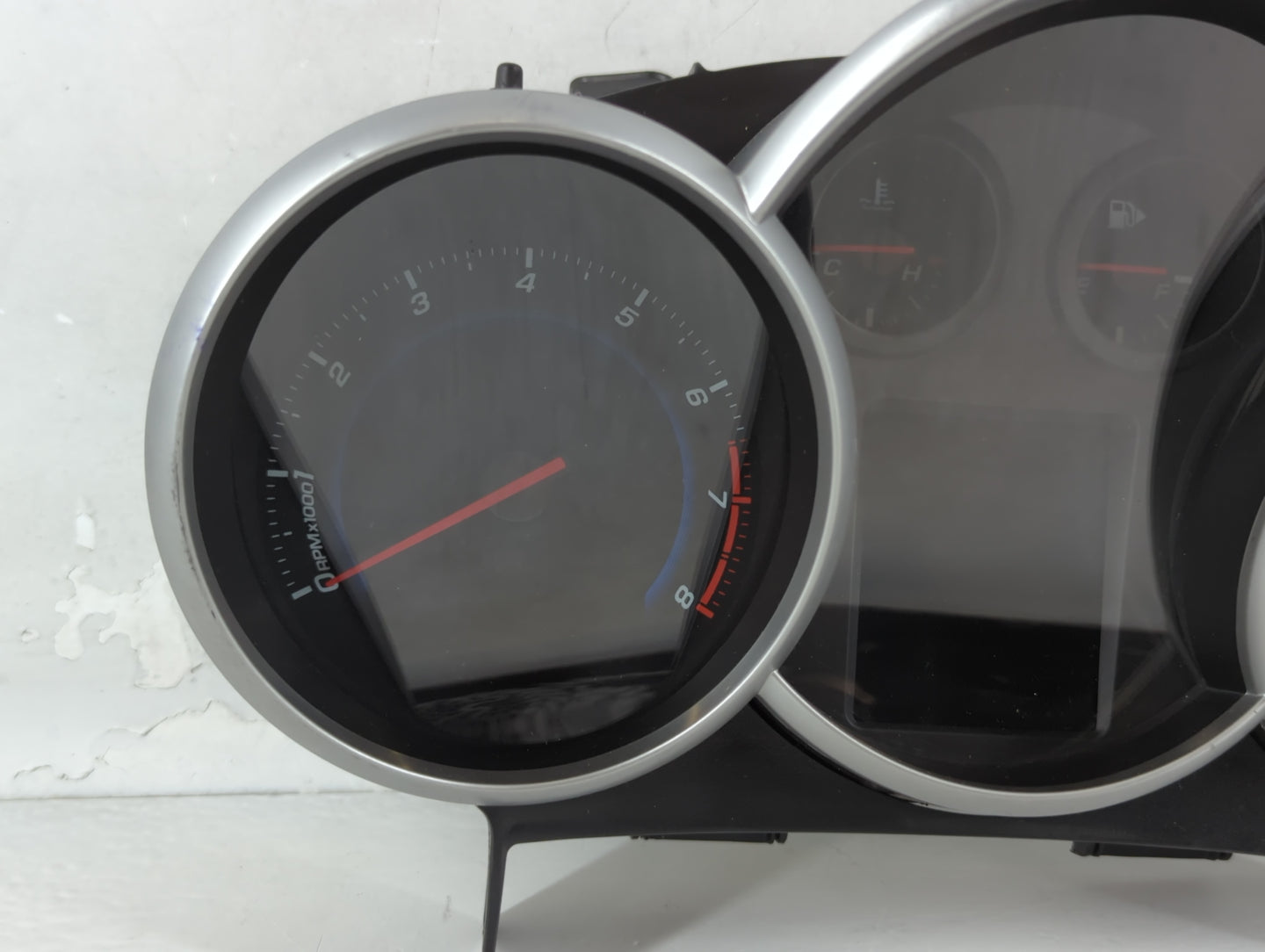 2013-2014 Chevrolet Cruze Instrument Cluster Speedometer Gauges P/N:95129378 Fits Fits 2013 2014 OEM Used Auto Parts - Oemus