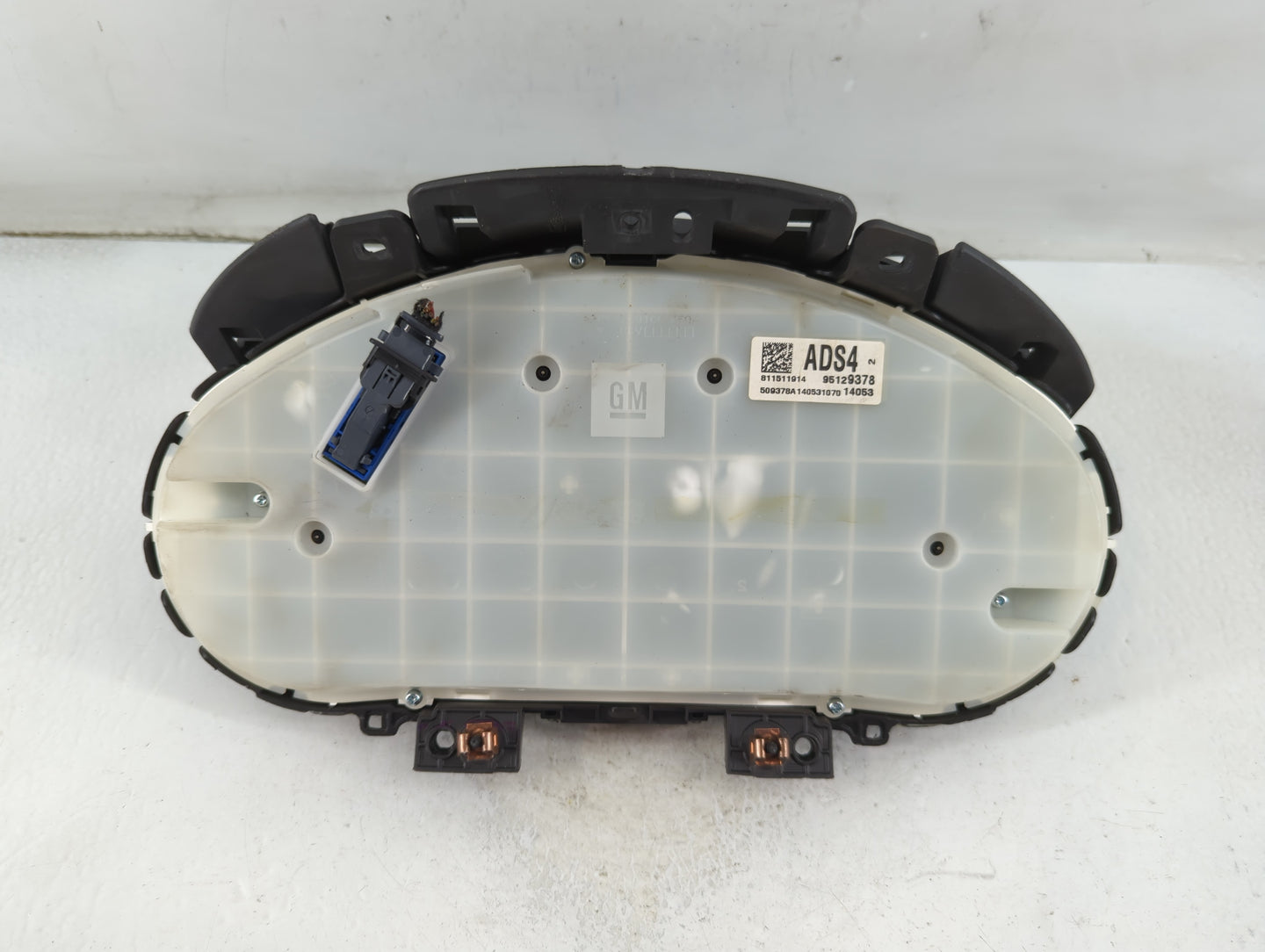 2013-2014 Chevrolet Cruze Instrument Cluster Speedometer Gauges P/N:95216802 Fits Fits 2013 2014 OEM Used Auto Parts - Oemus