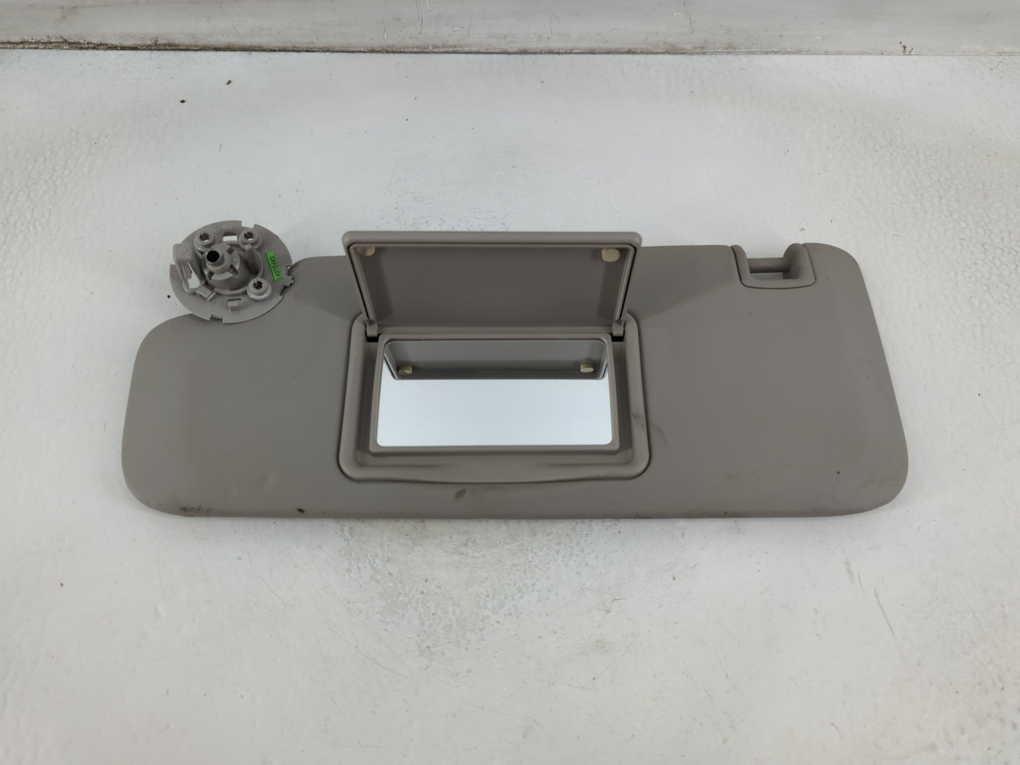 2011-2016 Chevrolet Cruze Sun Visor Shade Replacement Driver Left Mirror Fits Fits 2011 2012 2013 2014 2015 2016 OEM Used Au