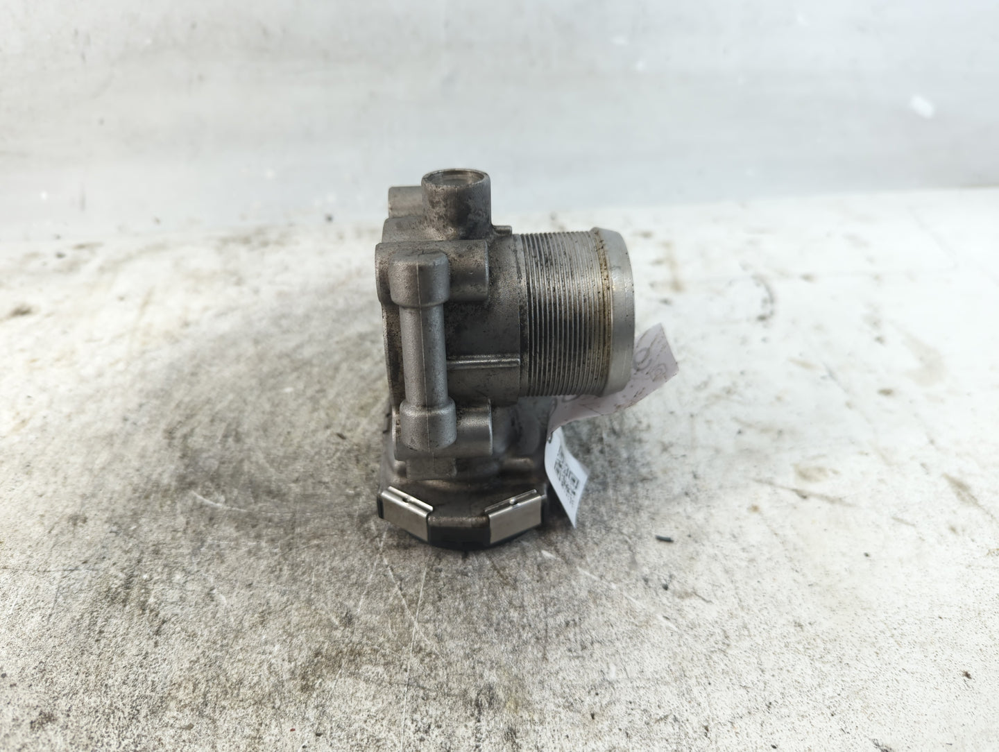2011-2016 Chevrolet Cruze Throttle Body P/N:55581662 Fits Fits 2009 2010 2011 2012 2013 2014 2015 2016 2017 2018 OEM Used Au