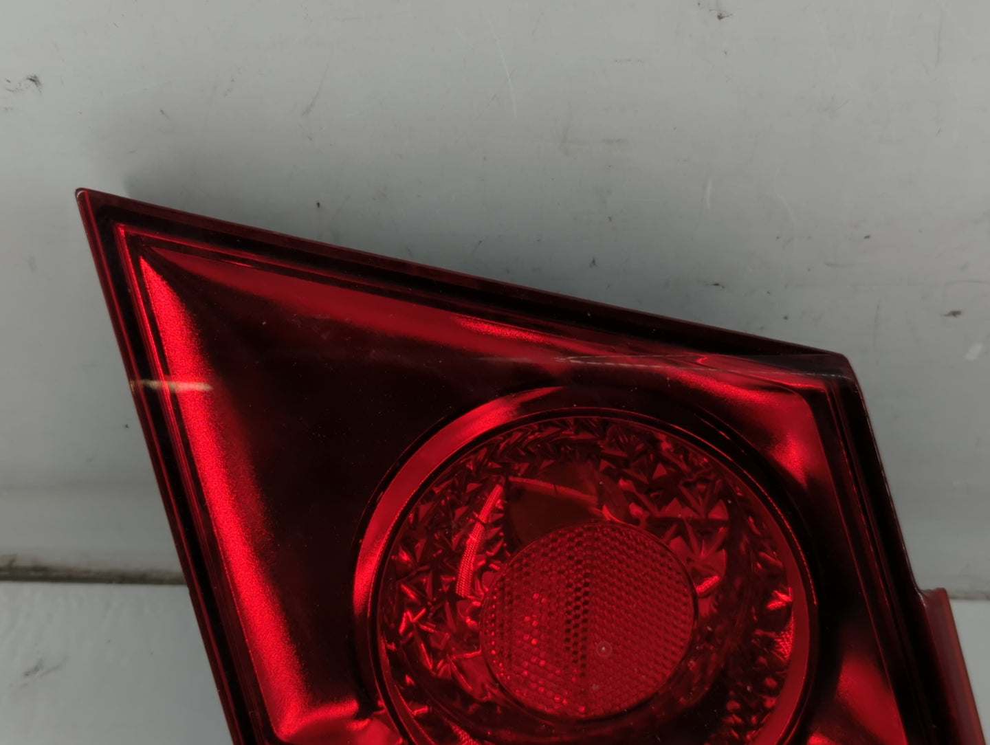 2011-2016 Chevrolet Cruze Tail Light Assembly Passenger Right OEM Fits Fits 2011 2012 2013 2014 2015 2016 OEM Used Auto Part