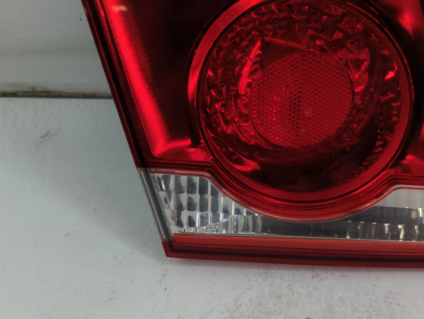 2011-2016 Chevrolet Cruze Tail Light Assembly Passenger Right OEM Fits Fits 2011 2012 2013 2014 2015 2016 OEM Used Auto Part