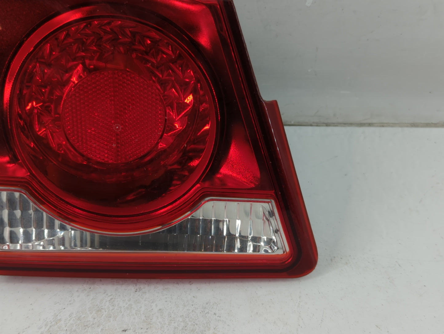 2011-2016 Chevrolet Cruze Tail Light Assembly Passenger Right OEM Fits Fits 2011 2012 2013 2014 2015 2016 OEM Used Auto Part