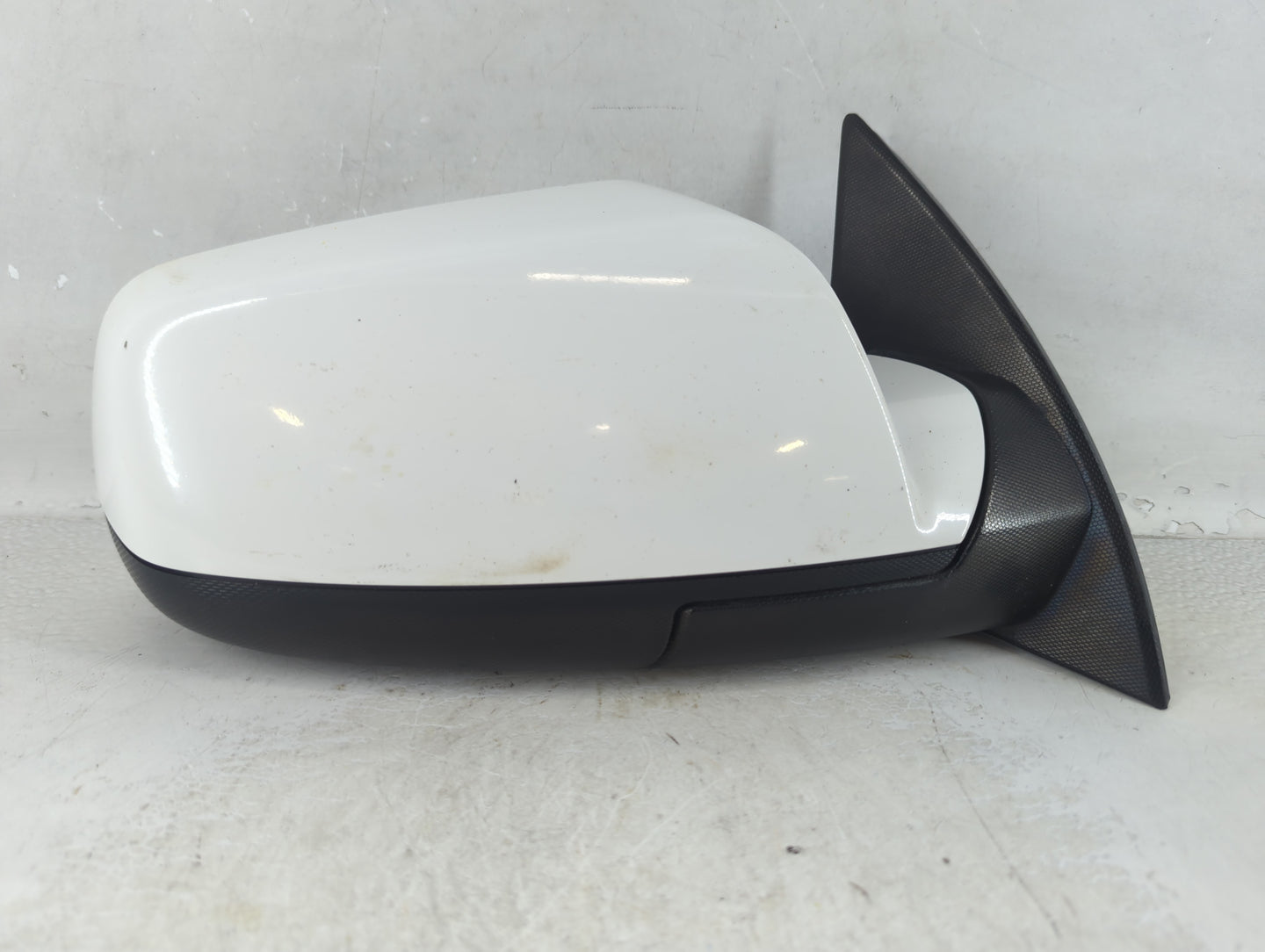 2011-2014 Chevrolet Equinox Passenger Side View Mirror - Right Door Mirror OEM Used - Oemusedautoparts1.com