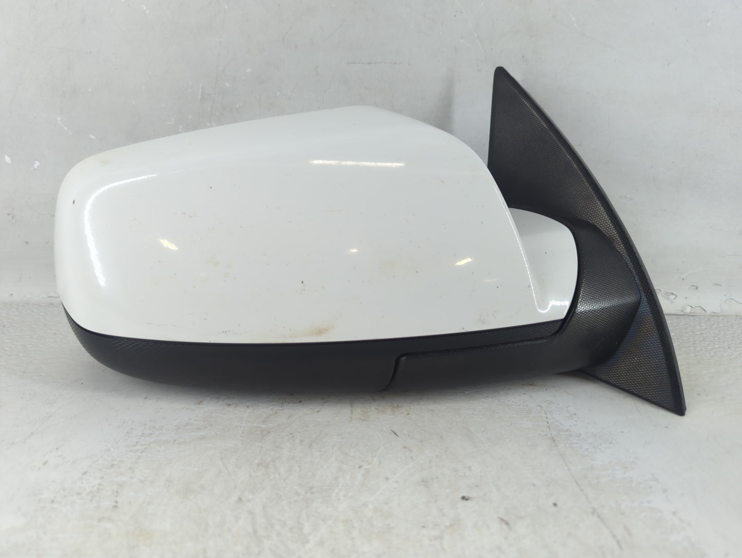 2011-2014 Chevrolet Equinox Passenger Side View Mirror - Right Door Mirror OEM Used - Oemusedautoparts1.com