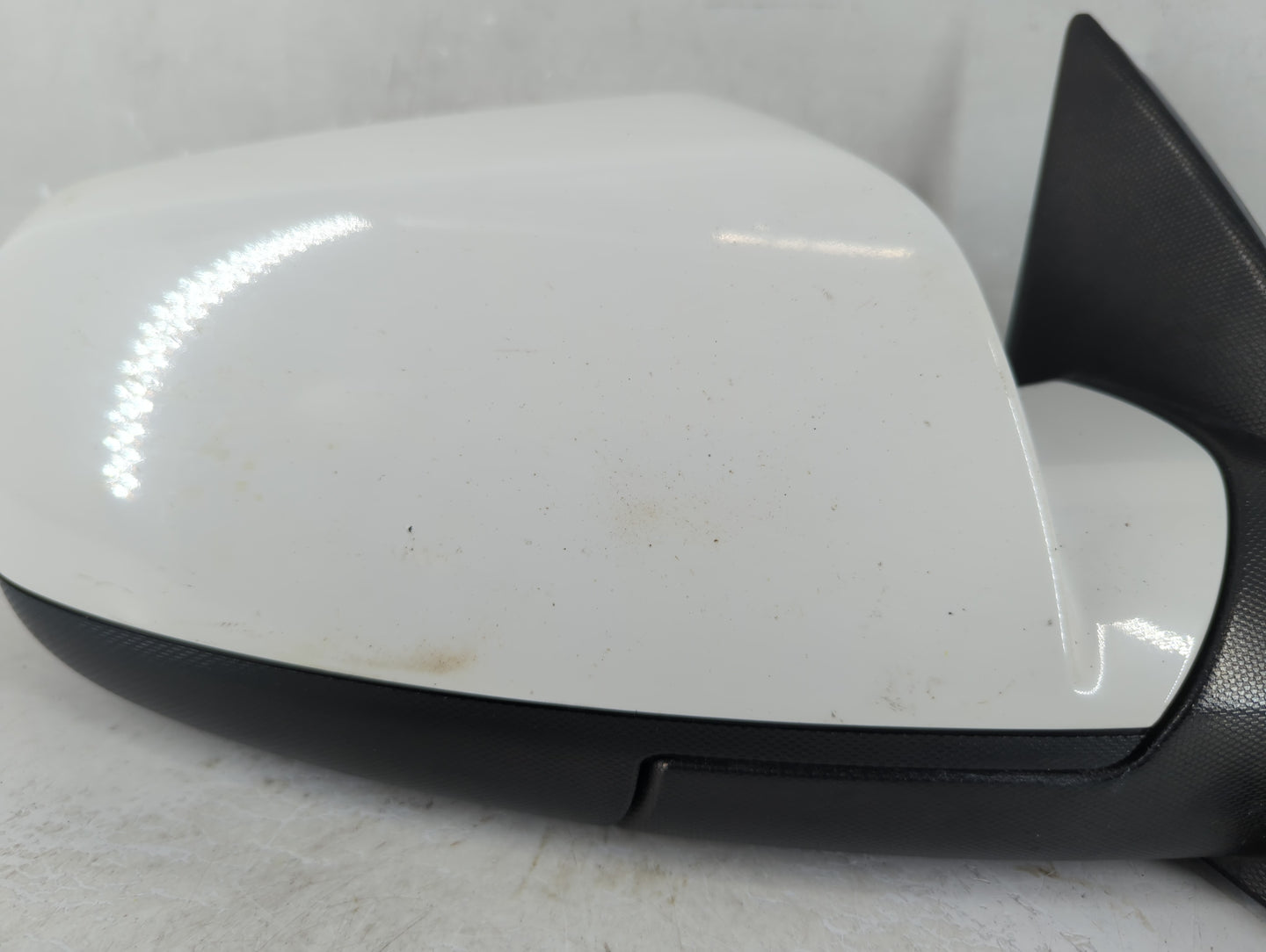 2011-2014 Chevrolet Equinox Passenger Side View Mirror - Right Door Mirror OEM Used - Oemusedautoparts1.com