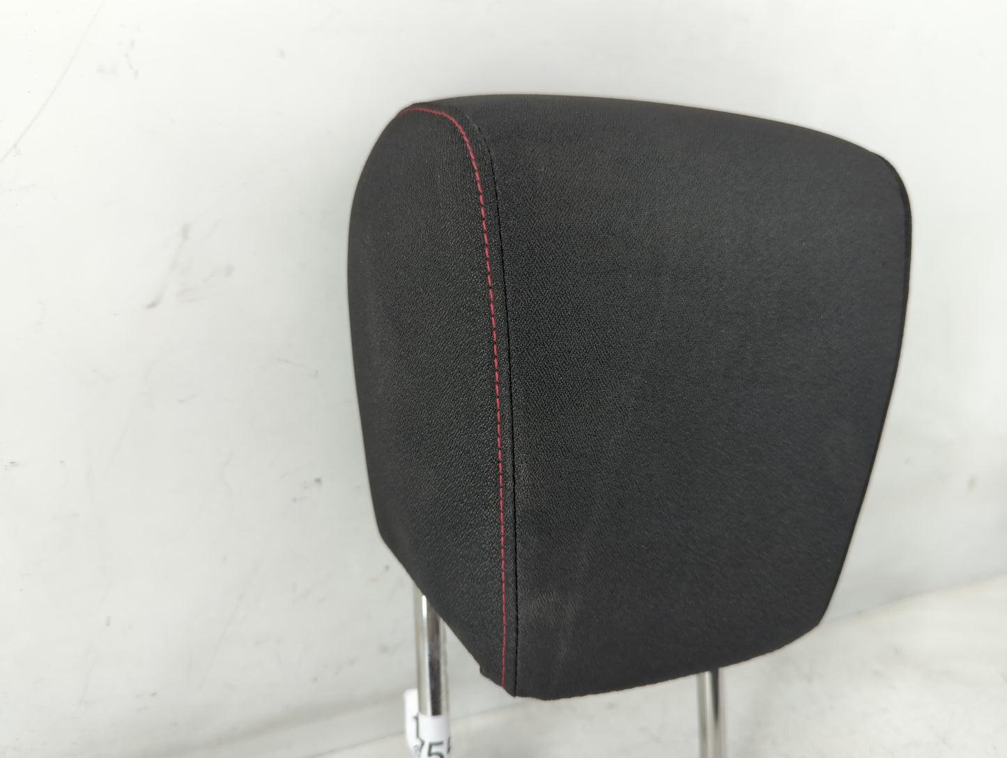 2014 Chevrolet Equinox Headrest Head Rest Front Driver Passenger Seat Fits OEM Used Auto Parts - Oemusedautoparts1.com