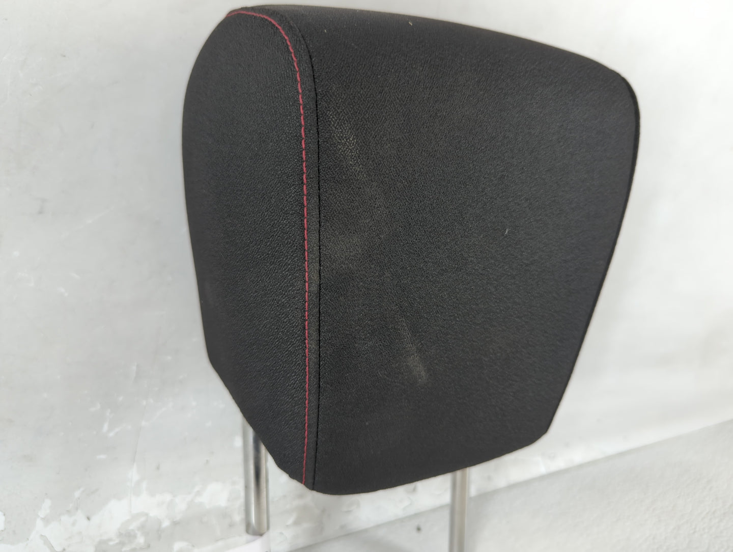 2014-2017 Chevrolet Equinox Headrest Head Rest Rear Seat Fits Fits 2014 2015 2016 2017 OEM Used Auto Parts - Oemusedautopart