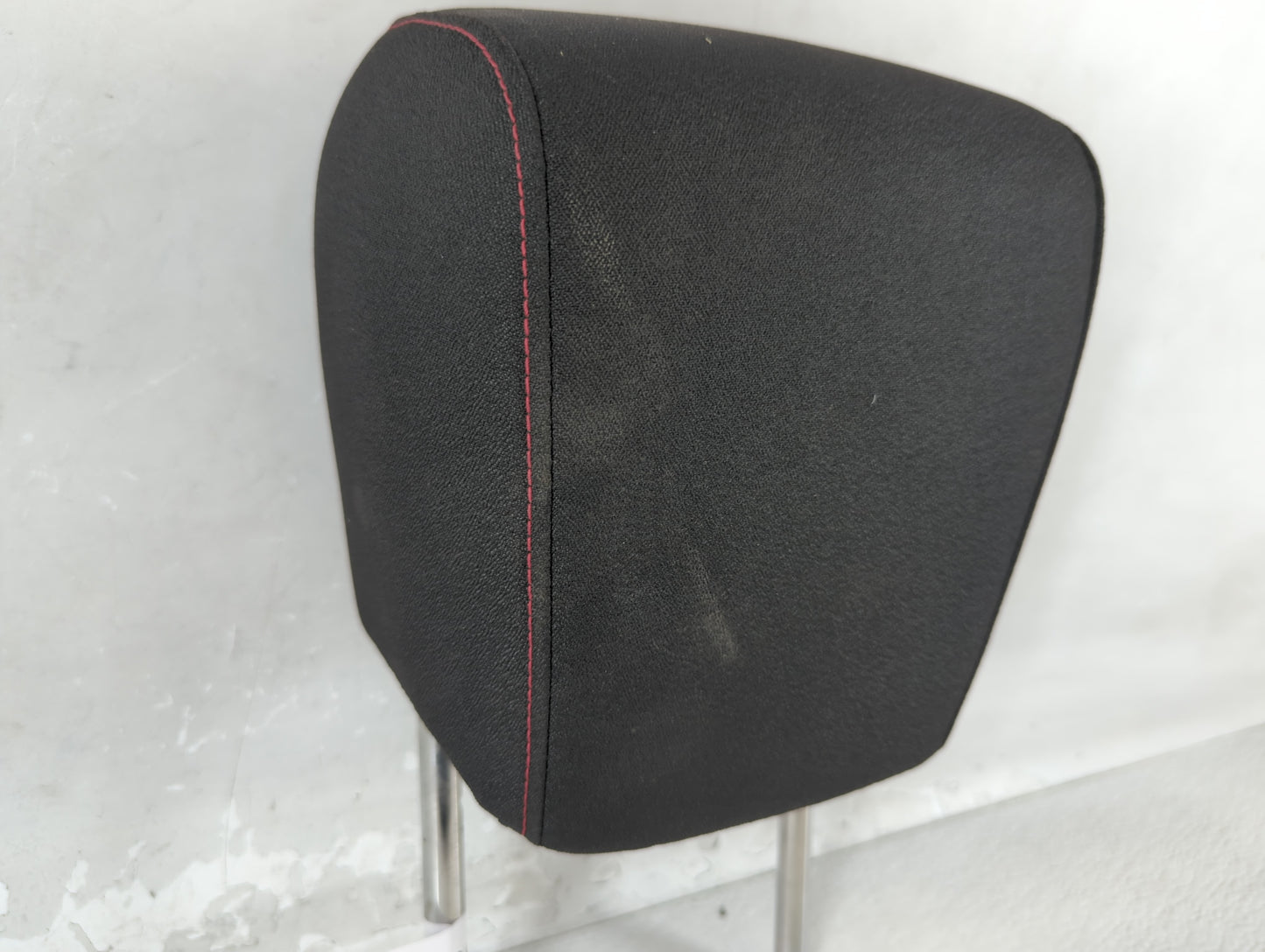 2014-2017 Chevrolet Equinox Headrest Head Rest Rear Seat Fits Fits 2014 2015 2016 2017 OEM Used Auto Parts - Oemusedautopart
