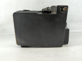 compare product 2013-2016 Chevrolet Equinox Fusebox Fuse Box Panel Relay Module P/N:22929763_01 Fits Fits 2013 2014 2015 2016 OEM Used Auto Parts