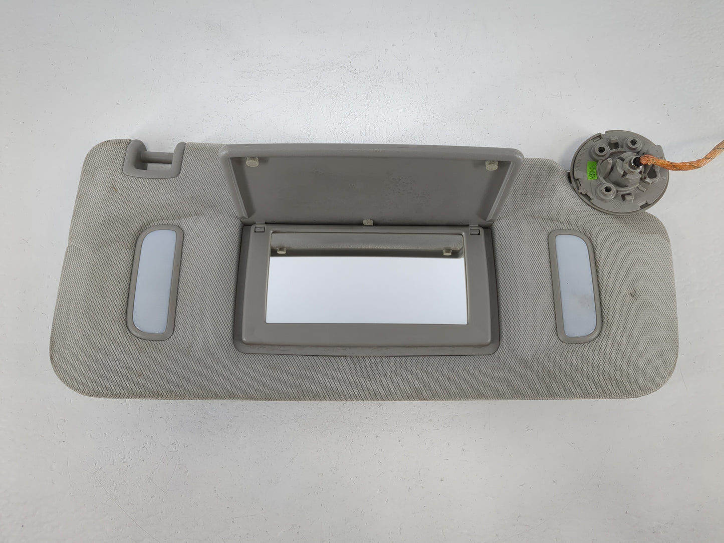 2010-2017 Chevrolet Equinox Sun Visor Shade Replacement Passenger Right Mirror Fits Fits 2010 2011 2012 2013 2014 2015 2016 