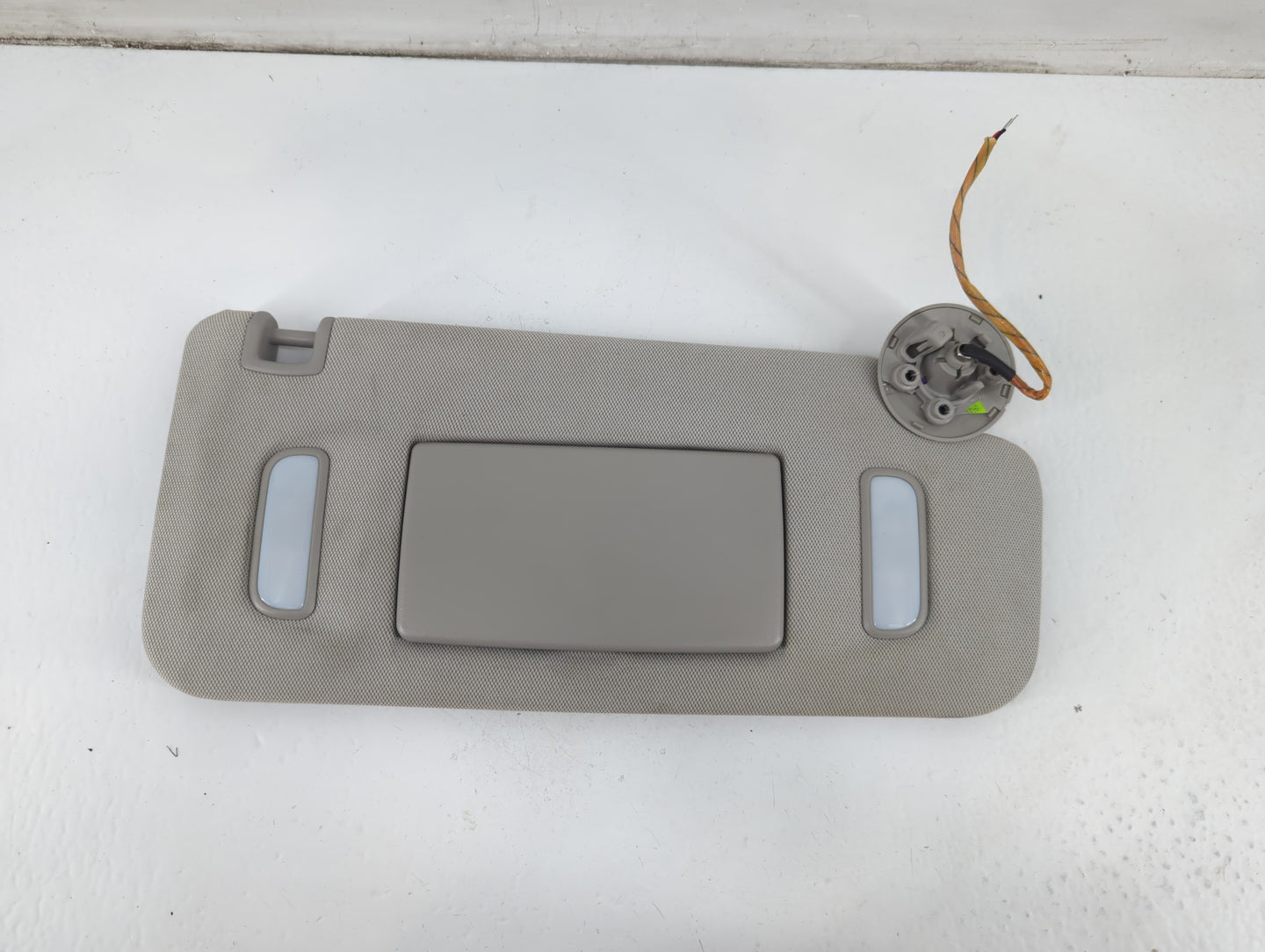 2010-2017 Chevrolet Equinox Sun Visor Shade Replacement Passenger Right Mirror Fits Fits 2010 2011 2012 2013 2014 2015 2016 