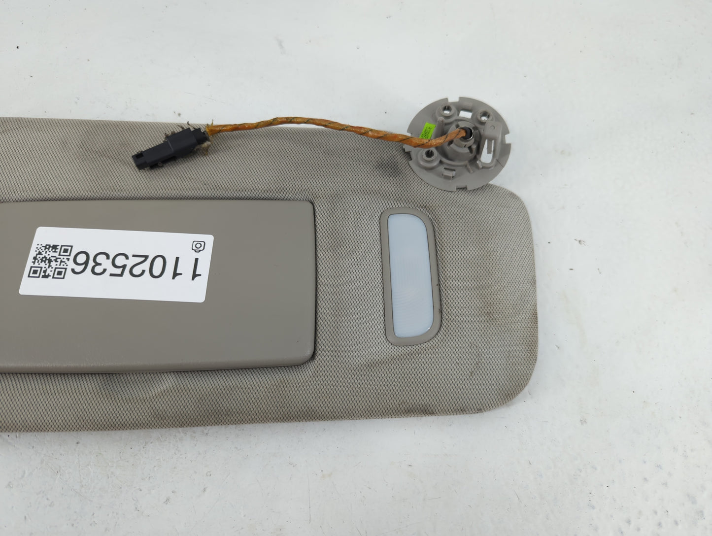 2010-2017 Chevrolet Equinox Sun Visor Shade Replacement Passenger Right Mirror Fits Fits 2010 2011 2012 2013 2014 2015 2016 