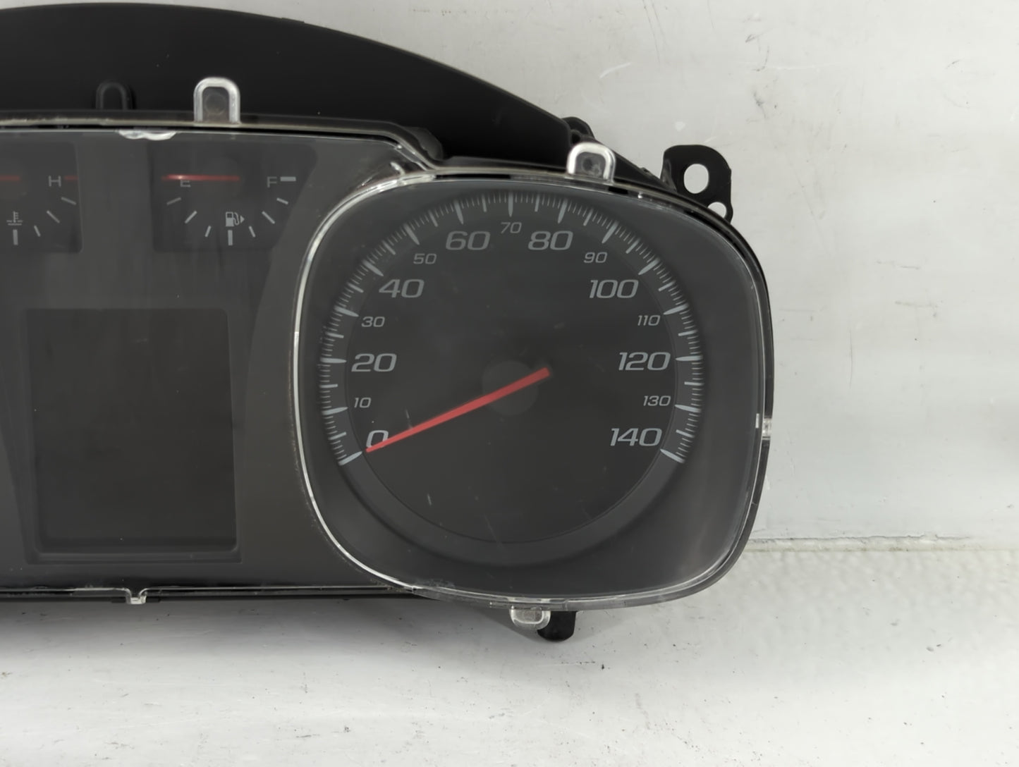 2013-2017 Chevrolet Equinox Instrument Cluster Speedometer Gauges Fits Fits 2013 2014 2015 2016 2017 OEM Used Auto Parts - O