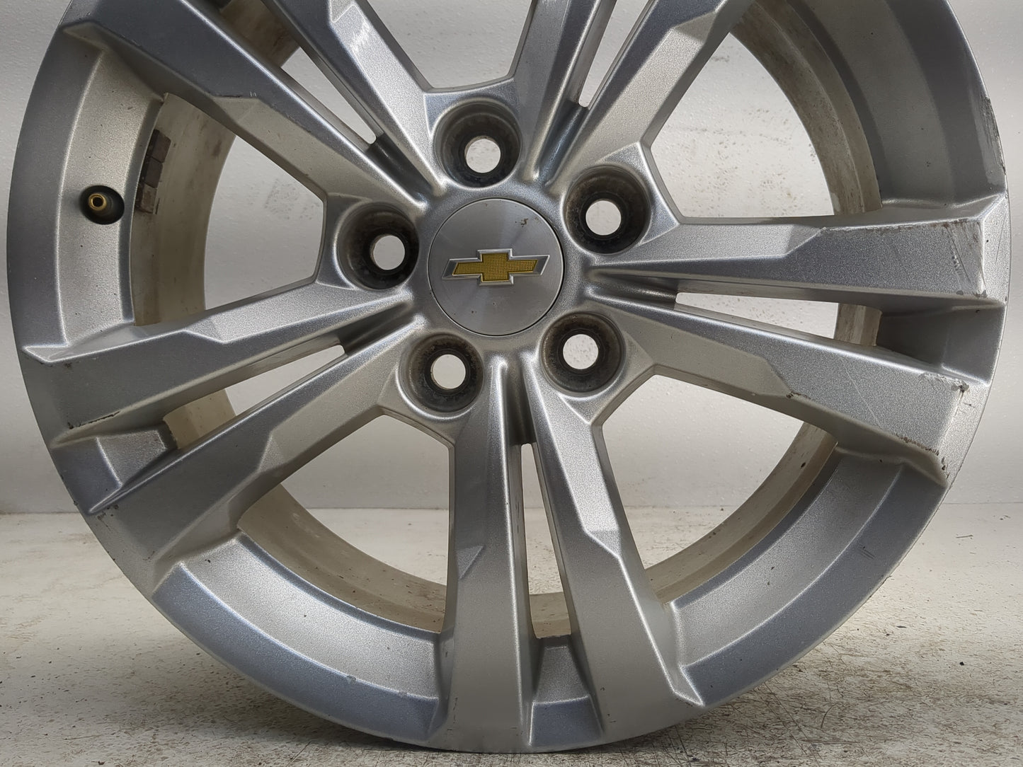 2010-2017 Chevrolet Equinox Oem Wheel Rim 1127778 - Oemusedautoparts1.com