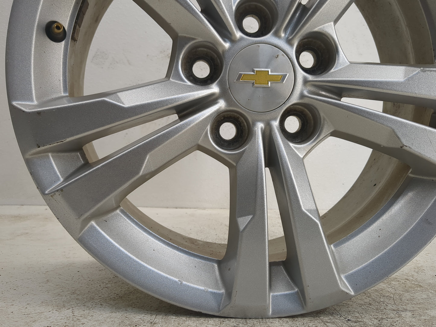 2010-2017 Chevrolet Equinox Oem Wheel Rim 1127778 - Oemusedautoparts1.com