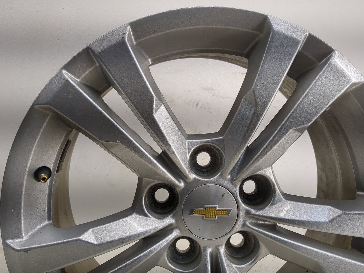 2010-2017 Chevrolet Equinox Oem Wheel Rim 1127778 - Oemusedautoparts1.com