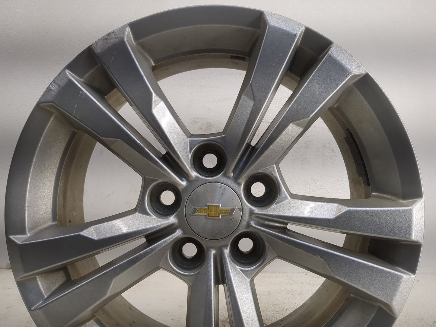 2010-2017 Chevrolet Equinox Oem Wheel Rim 1127779 - Oemusedautoparts1.com