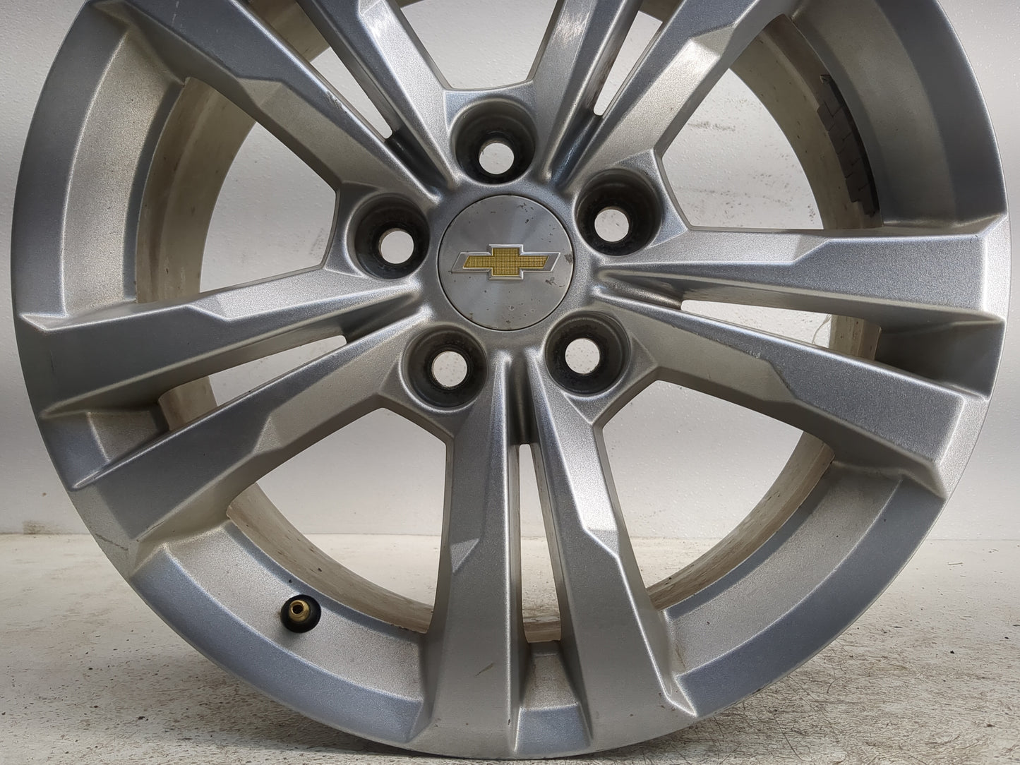 2010-2017 Chevrolet Equinox Oem Wheel Rim 1127779 - Oemusedautoparts1.com