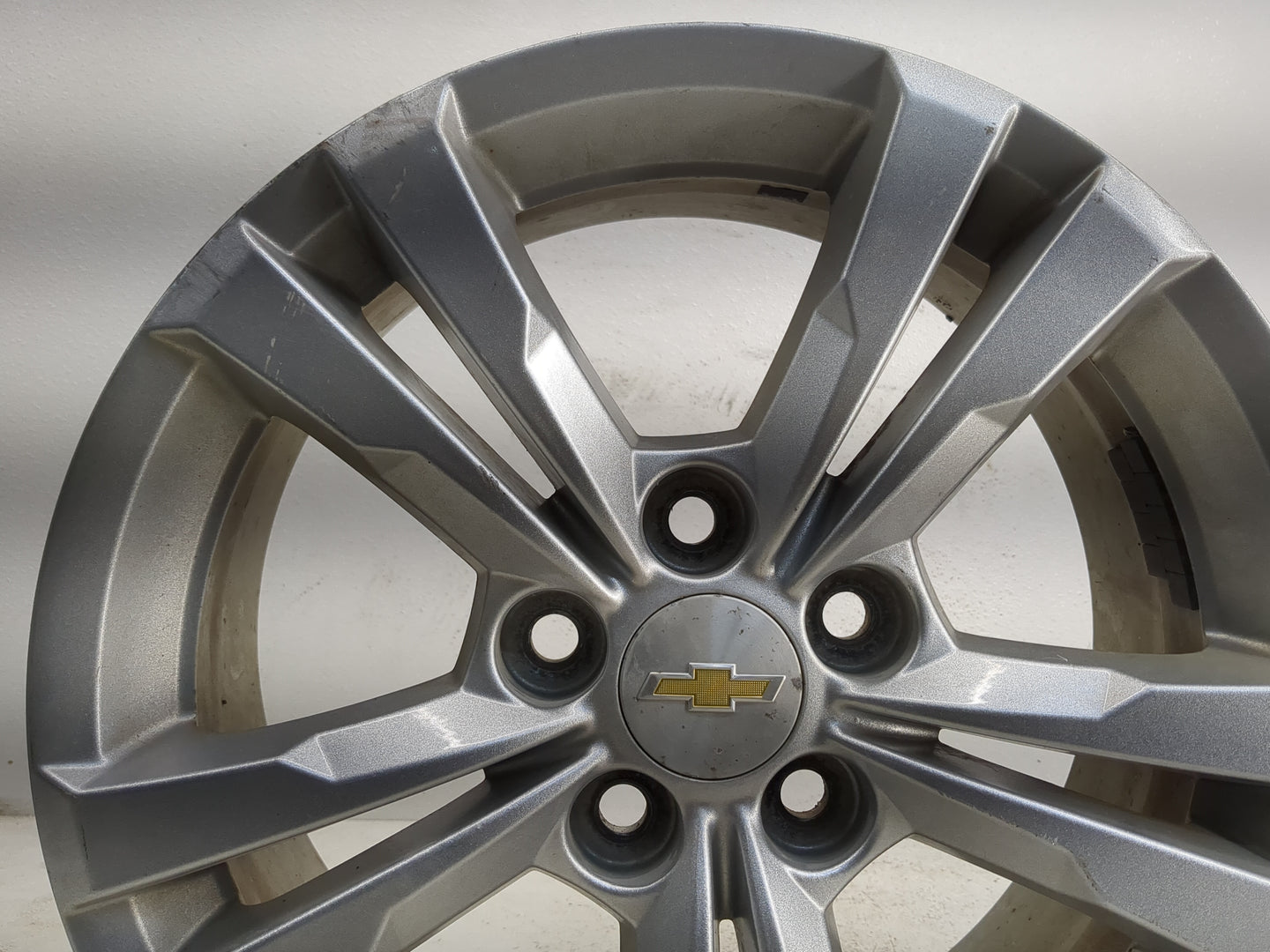 2010-2017 Chevrolet Equinox Oem Wheel Rim 1127779 - Oemusedautoparts1.com