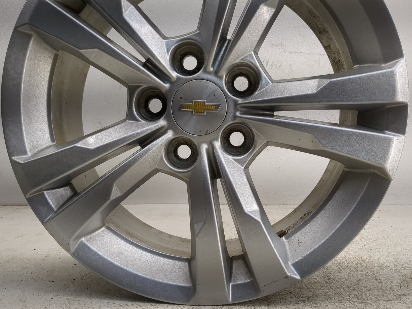 2010-2017 Chevrolet Equinox Oem Wheel Rim 1127780 - Oemusedautoparts1.com
