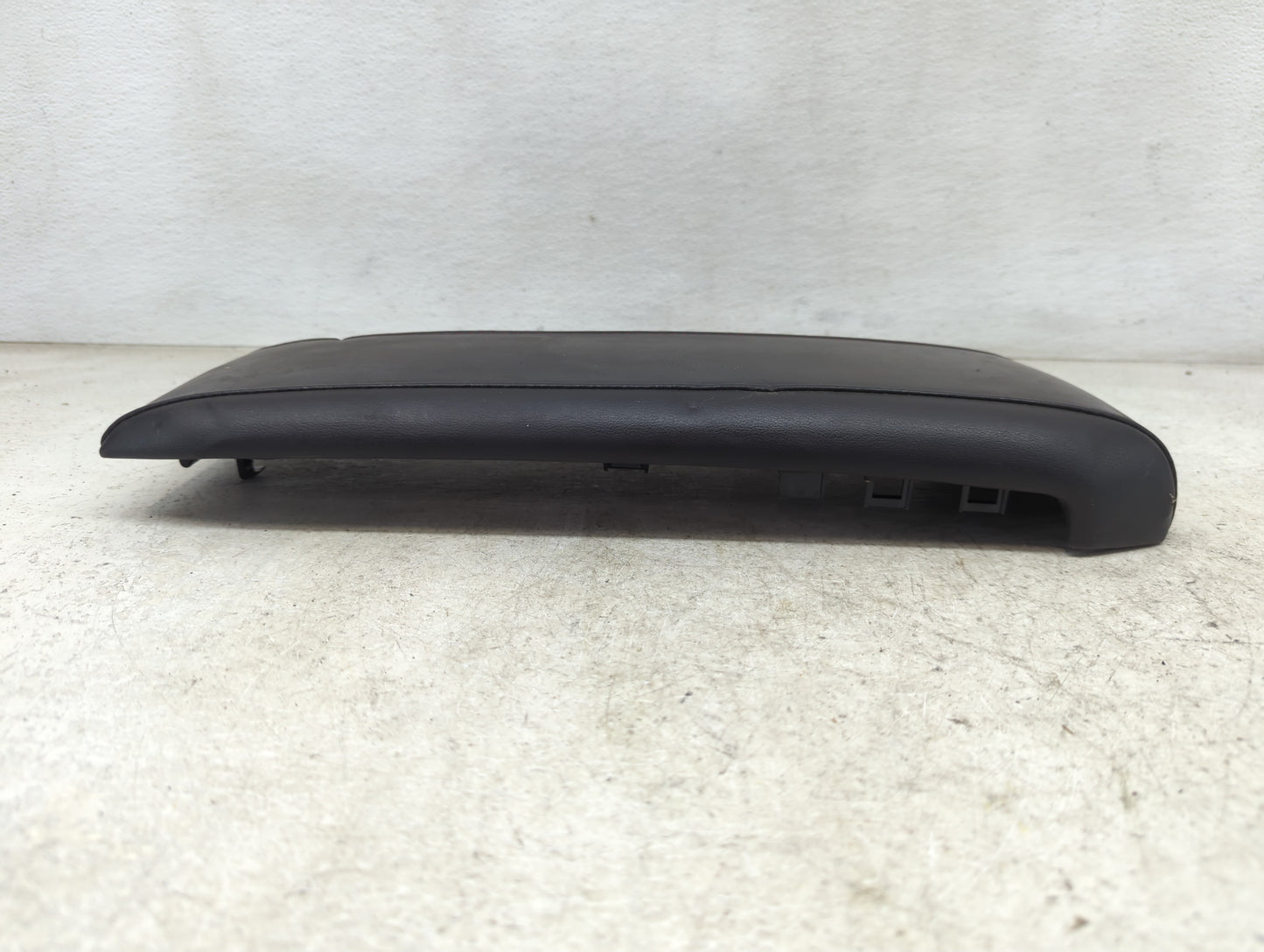 2014-2017 Chevrolet Equinox Center Console Armrest Cover Lid Fits Fits 2014 2015 2016 2017 OEM Used Auto Parts - Oemusedauto