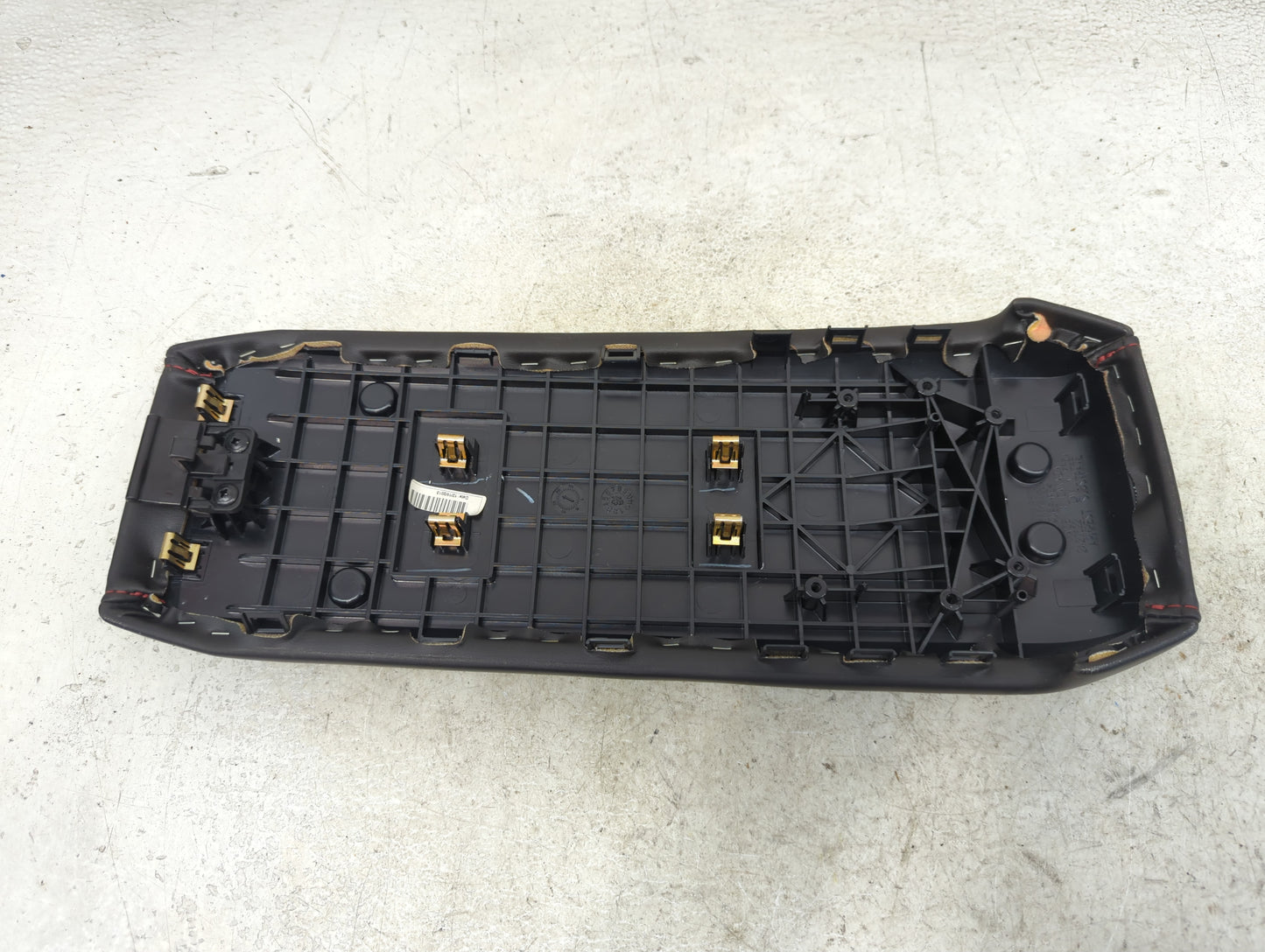 2014-2017 Chevrolet Equinox Center Console Armrest Cover Lid Fits Fits 2014 2015 2016 2017 OEM Used Auto Parts - Oemusedauto
