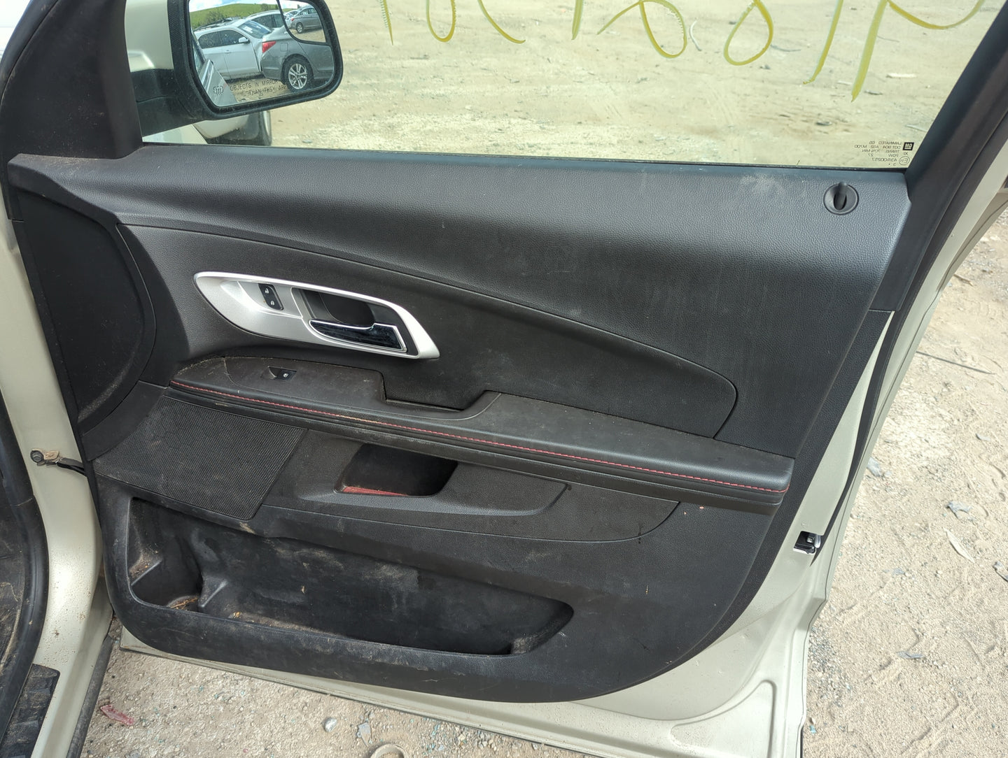 2014 Chevrolet Equinox Front Right Passenger Interior Door Panel Trim - Oemusedautoparts1.com