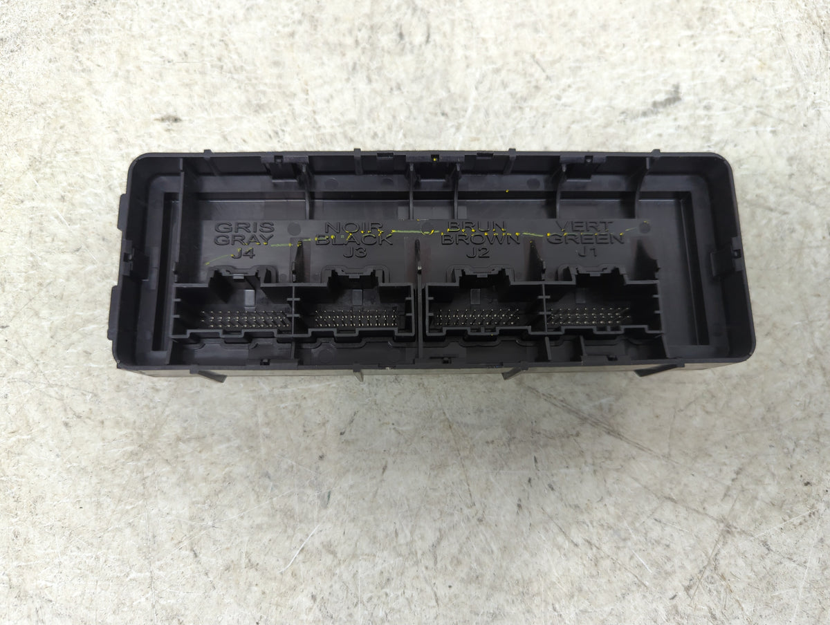 2013-2017 Chevrolet Equinox Body Control Module Bcm Inner Cabin Fuse Box 1127997 - Oemusedautoparts1.com