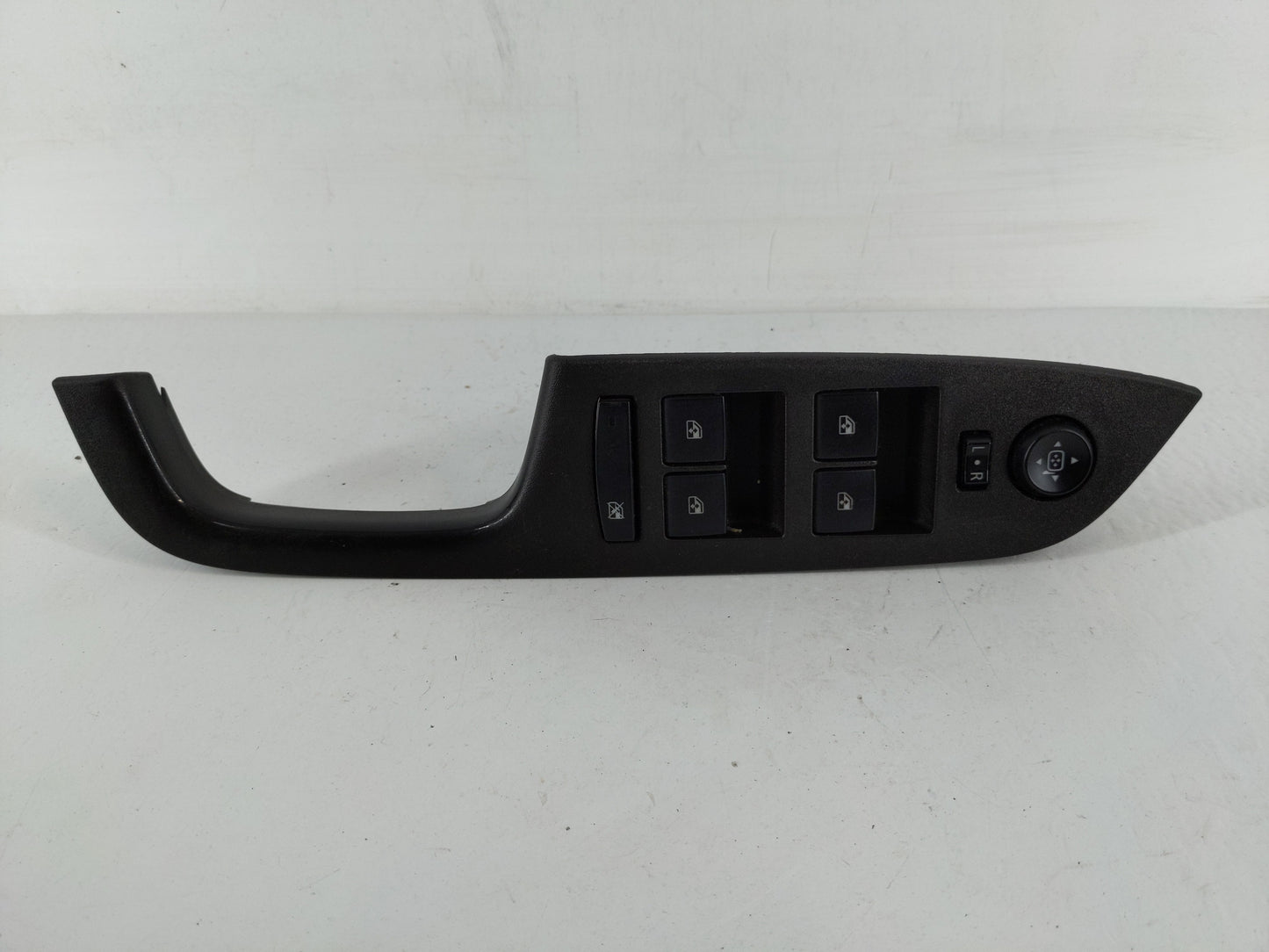 2010-2017 Chevrolet Equinox Master Power Window Switch Replacement Driver Side Left P/N:20917599 Fits OEM Used Auto Parts - 