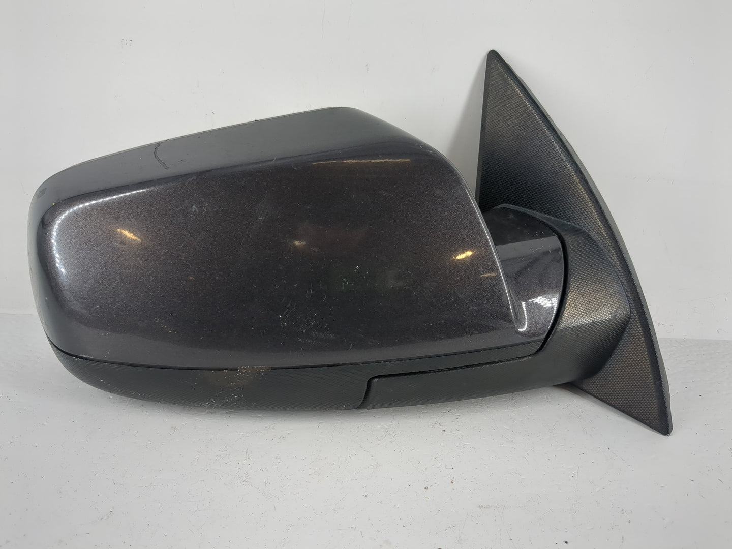 2011-2014 Chevrolet Equinox Driver Side View Mirror - Left Door Mirror OEM Used - Oemusedautoparts1.com