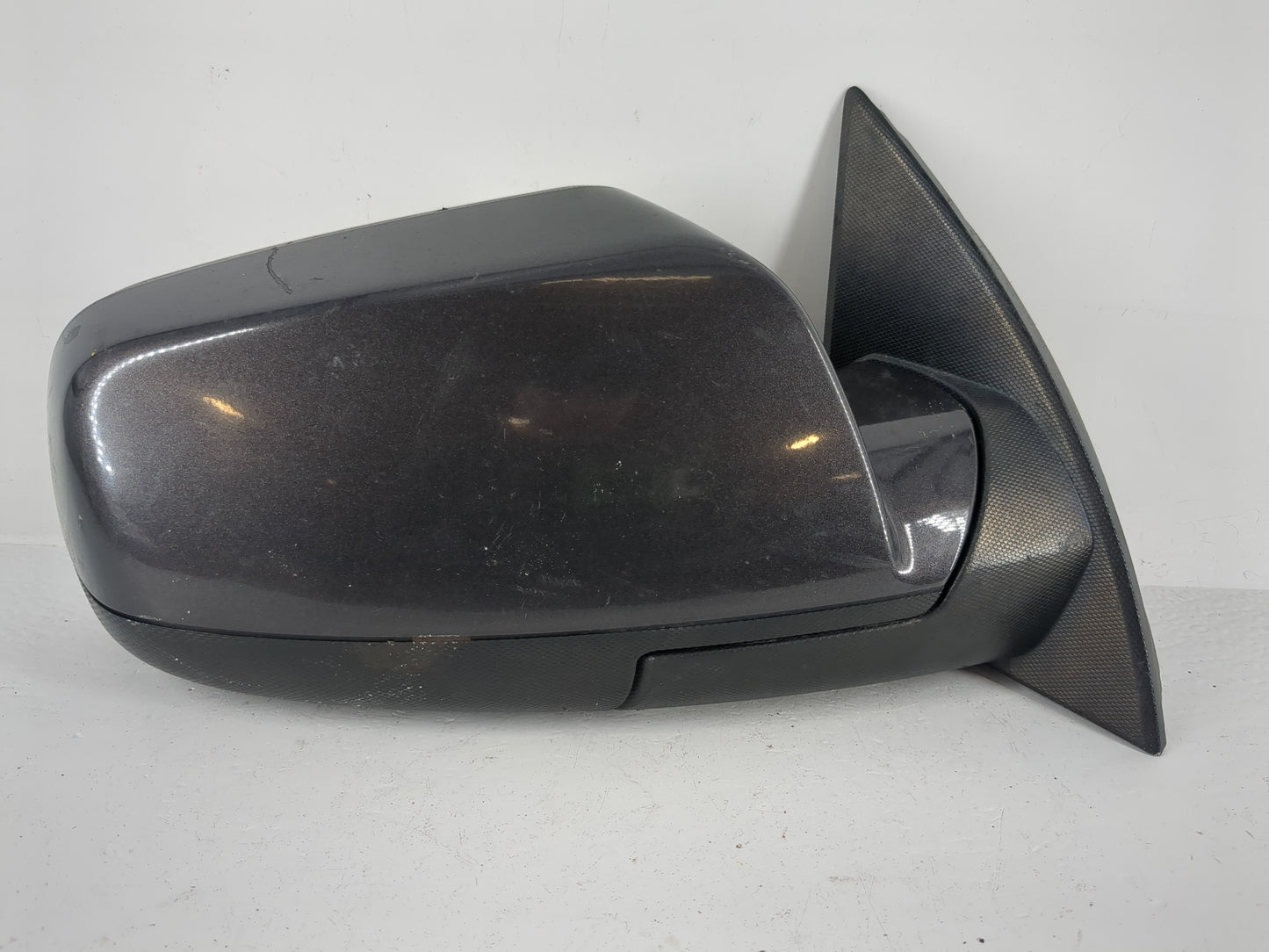 2011-2014 Chevrolet Equinox Driver Side View Mirror - Left Door Mirror OEM Used - Oemusedautoparts1.com