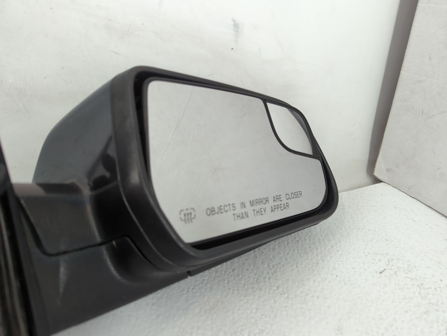 2011-2014 Chevrolet Equinox Passenger Side View Mirror - Right Door Mirror OEM Used - Oemusedautoparts1.com
