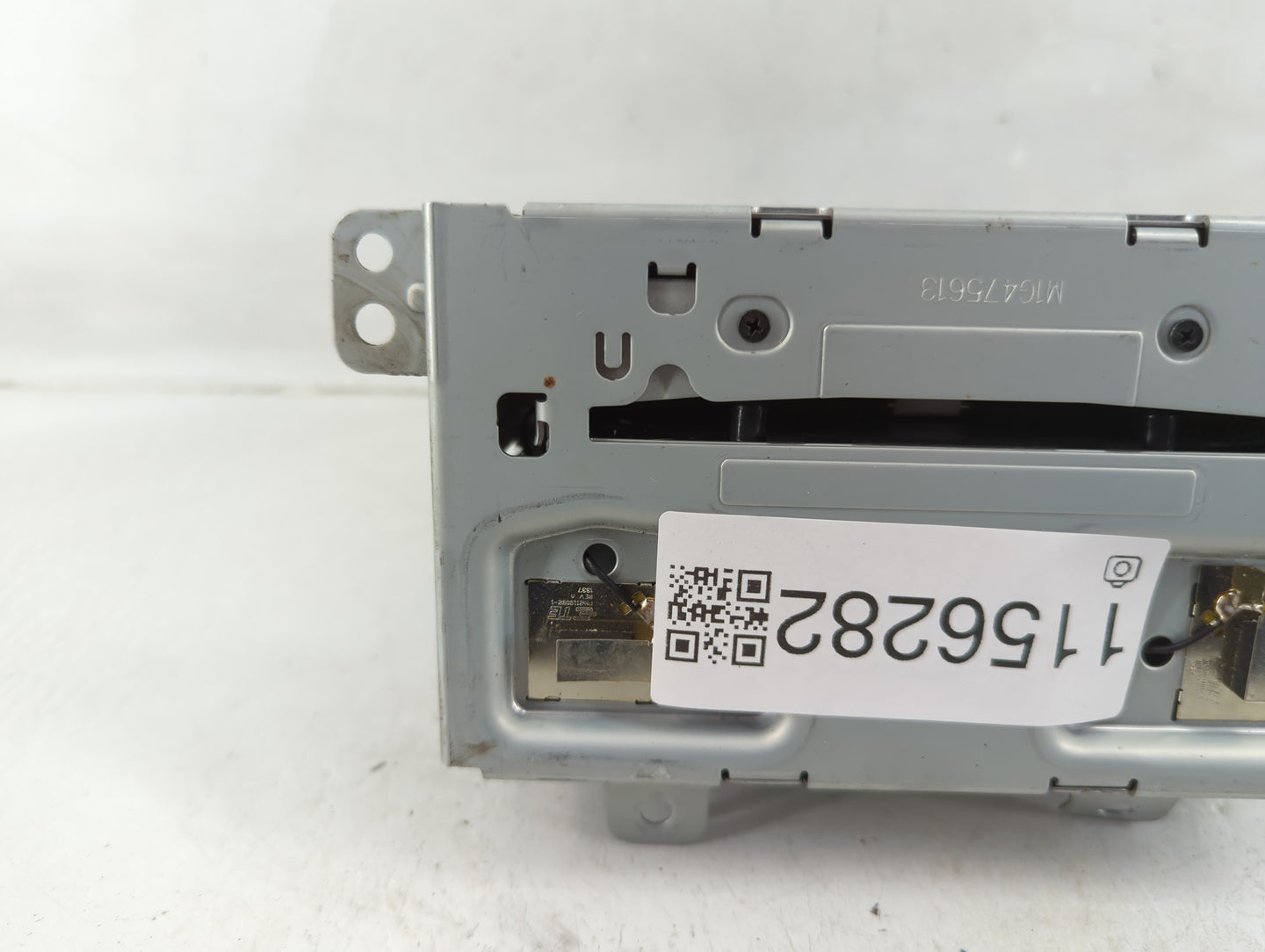 2014 Chevrolet Equinox Radio AM FM Cd Player Receiver Replacement P/N:23206821 Fits OEM Used Auto Parts - Oemusedautoparts1.