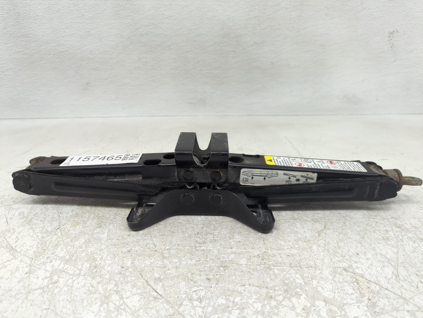 2014 Chevrolet Equinox Spare Scissor Car Jack 1157465 - Oemusedautoparts1.com