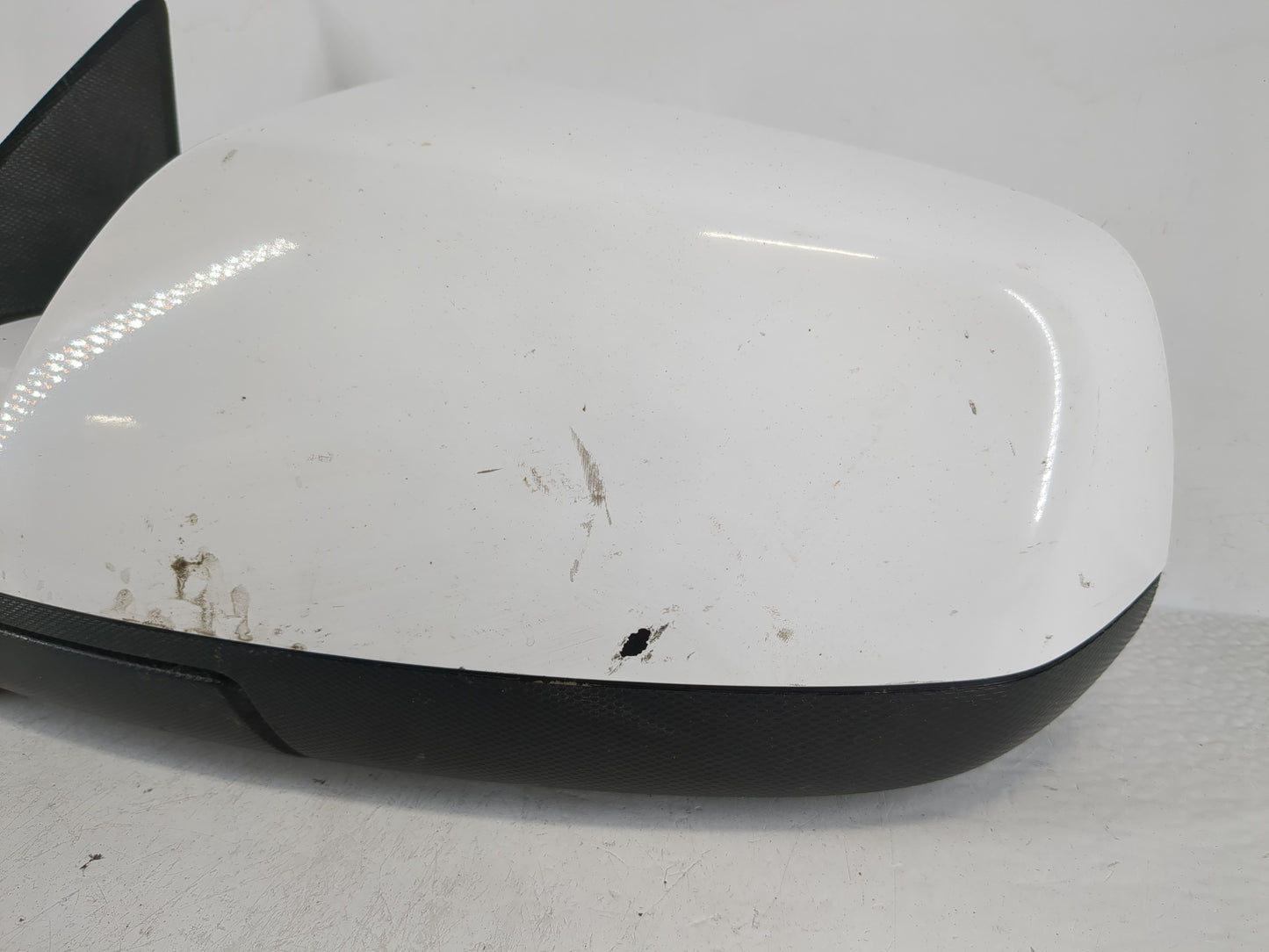 2011-2014 Chevrolet Equinox Driver Side View Mirror - Left Door Mirror OEM Used - Oemusedautoparts1.com