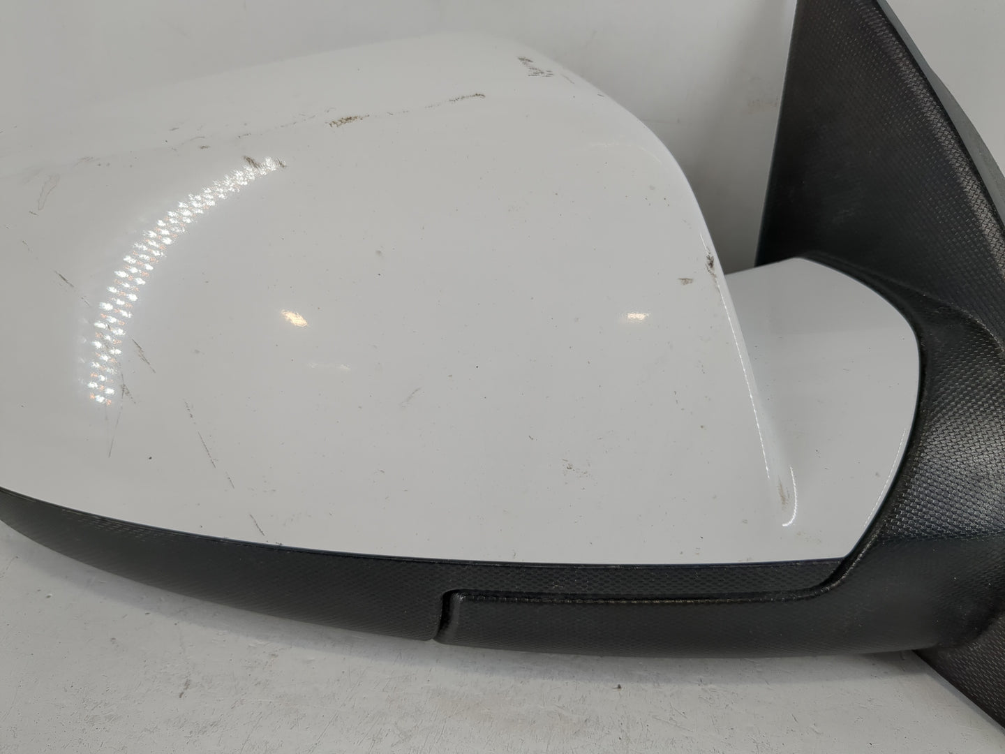 2011-2014 Chevrolet Equinox Passenger Side View Mirror - Right Door Mirror OEM Used - Oemusedautoparts1.com