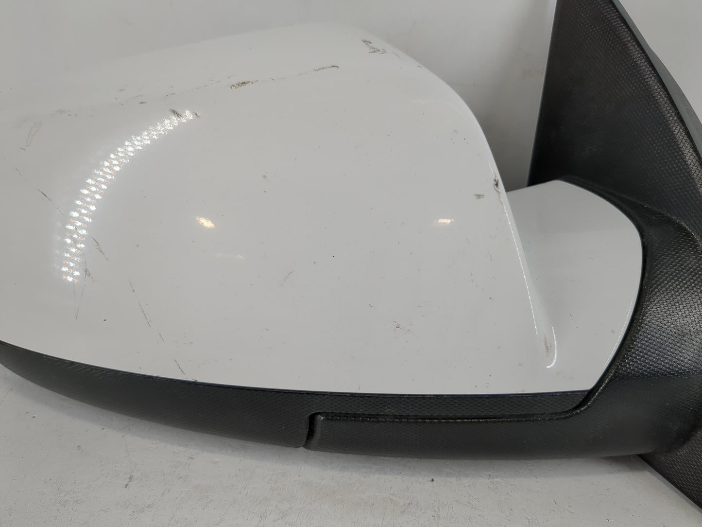 2011-2014 Chevrolet Equinox Passenger Side View Mirror - Right Door Mirror OEM Used - Oemusedautoparts1.com