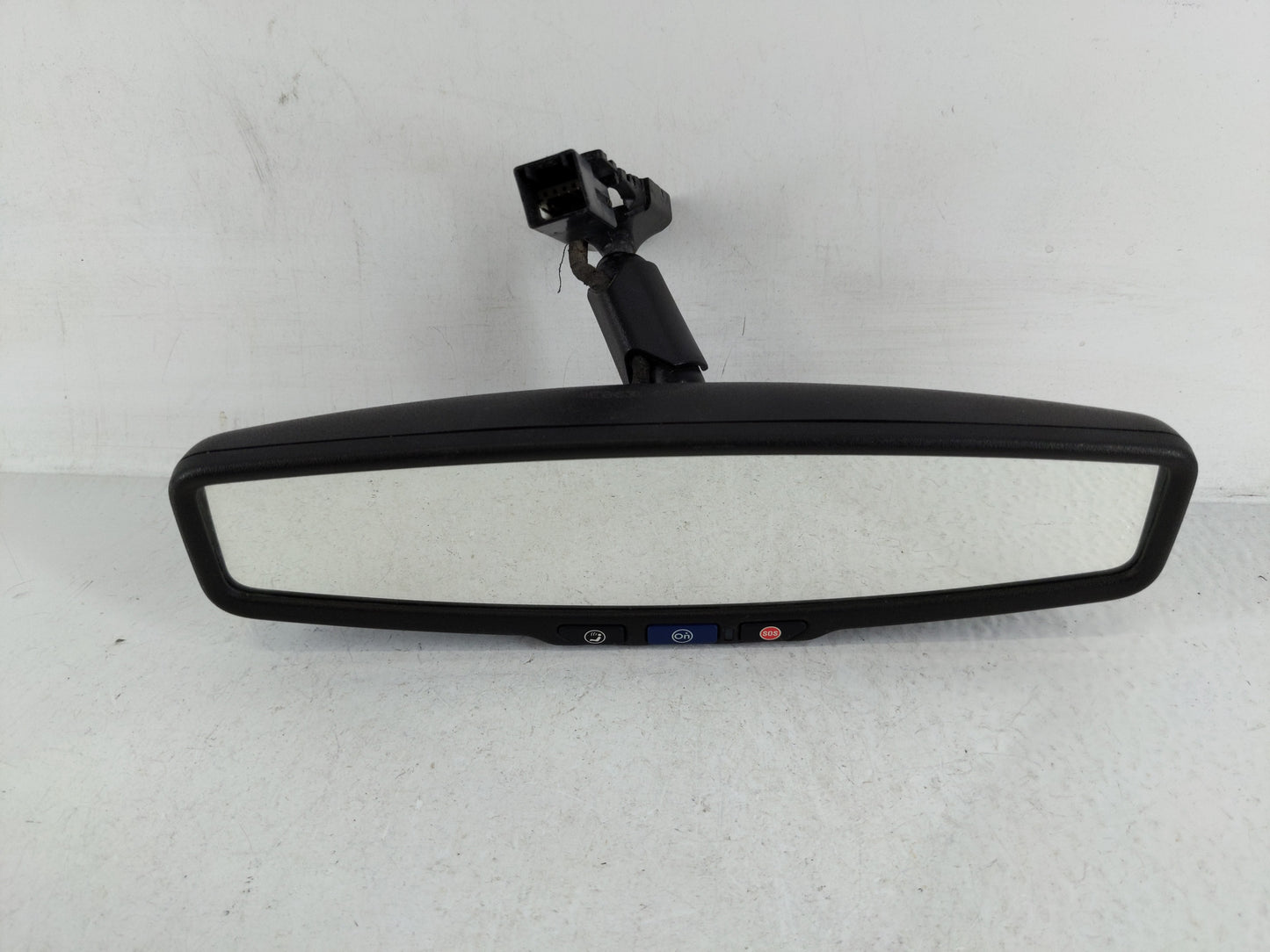 2010-2017 Chevrolet Equinox Interior Rear View Mirror Replacement OEM P/N:E11026392 Fits OEM Used Auto Parts - Oemusedautopa