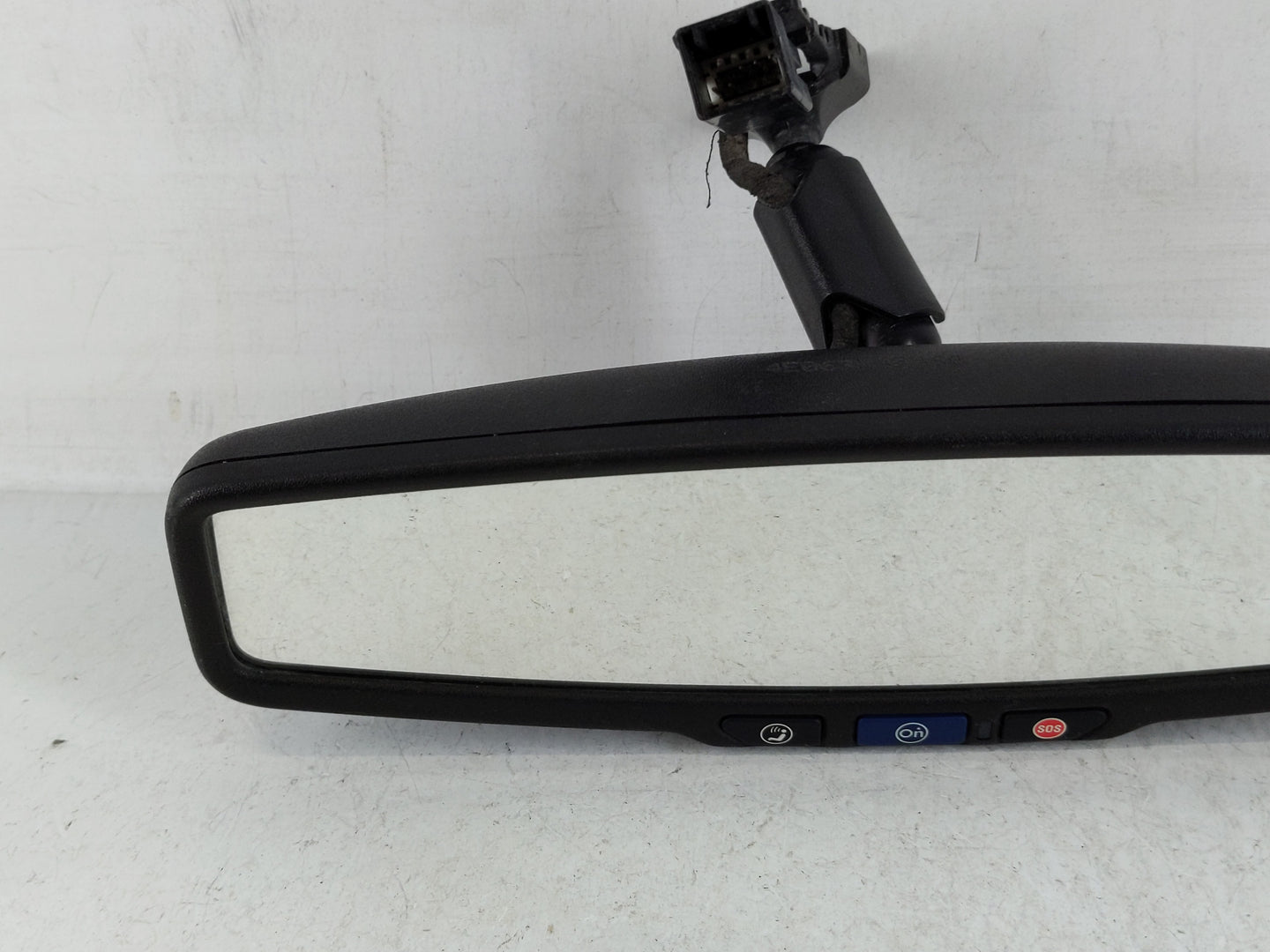 2010-2017 Chevrolet Equinox Interior Rear View Mirror Replacement OEM P/N:E11026392 Fits OEM Used Auto Parts - Oemusedautopa