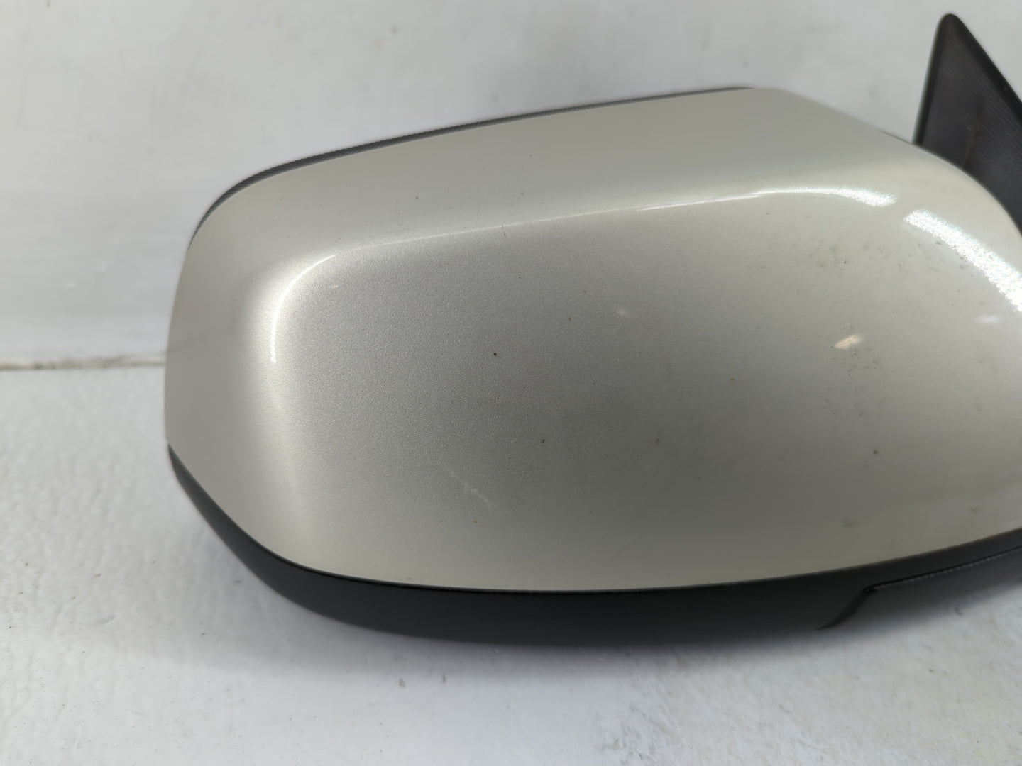 2011-2014 Chevrolet Equinox Passenger Side View Mirror - Right Door Mirror OEM Used - Oemusedautoparts1.com