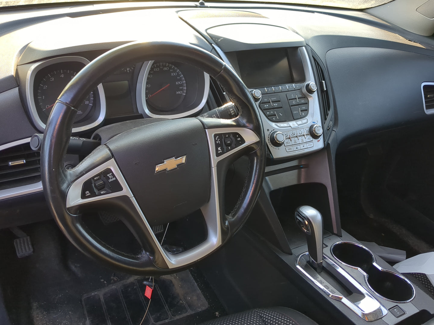 2010-2017 Chevrolet Equinox Air Bag Driver Left Steering Wheel Mounted - Oemusedautoparts1.com