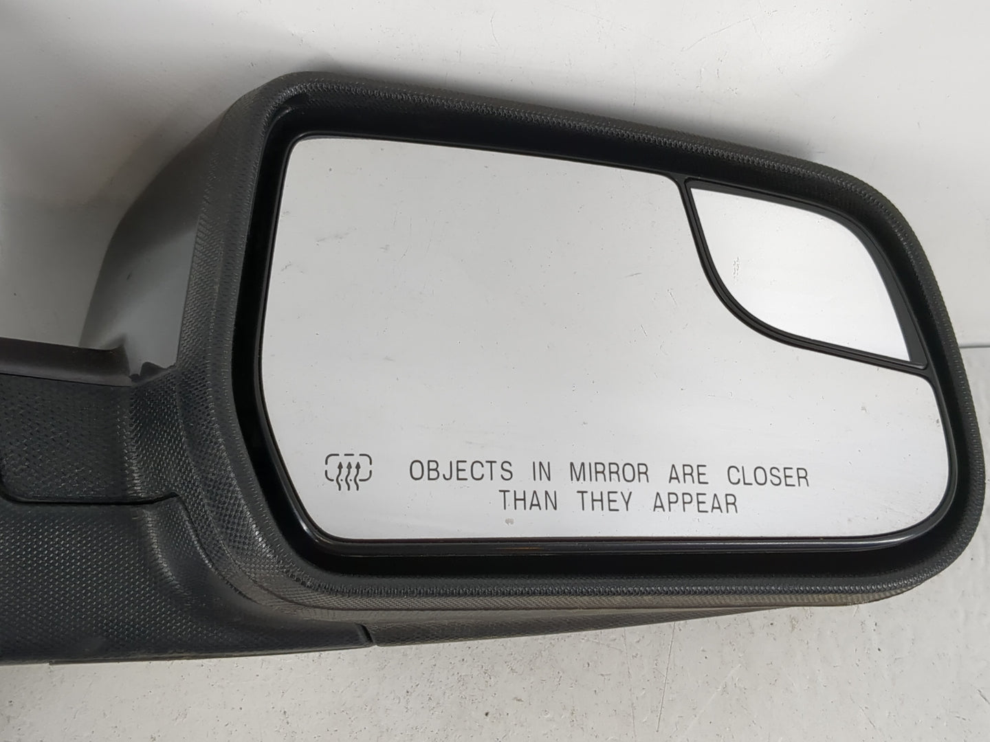 2011-2014 Chevrolet Equinox Passenger Side View Mirror - Right Door Mirror OEM Used - Oemusedautoparts1.com