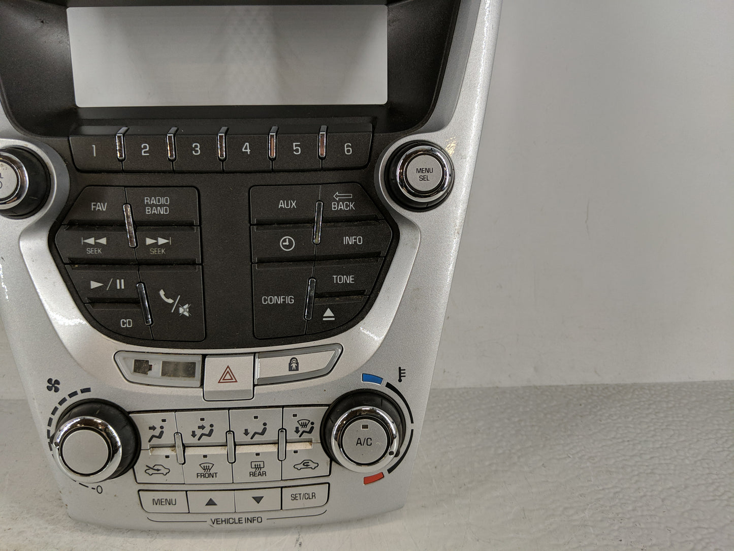 2012-2015 Chevrolet Equinox Radio AM FM Cd Player Receiver Replacement P/N:23450886 Fits Fits 2012 2013 2014 2015 OEM Used A