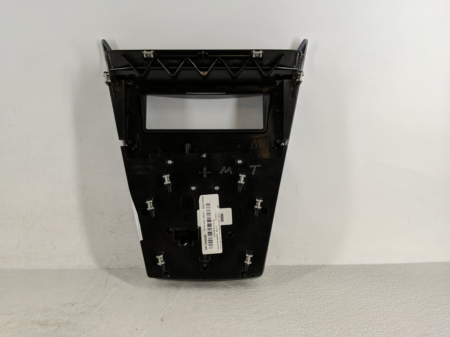 2012-2015 Chevrolet Equinox Radio AM FM Cd Player Receiver Replacement P/N:23450886 Fits Fits 2012 2013 2014 2015 OEM Used A