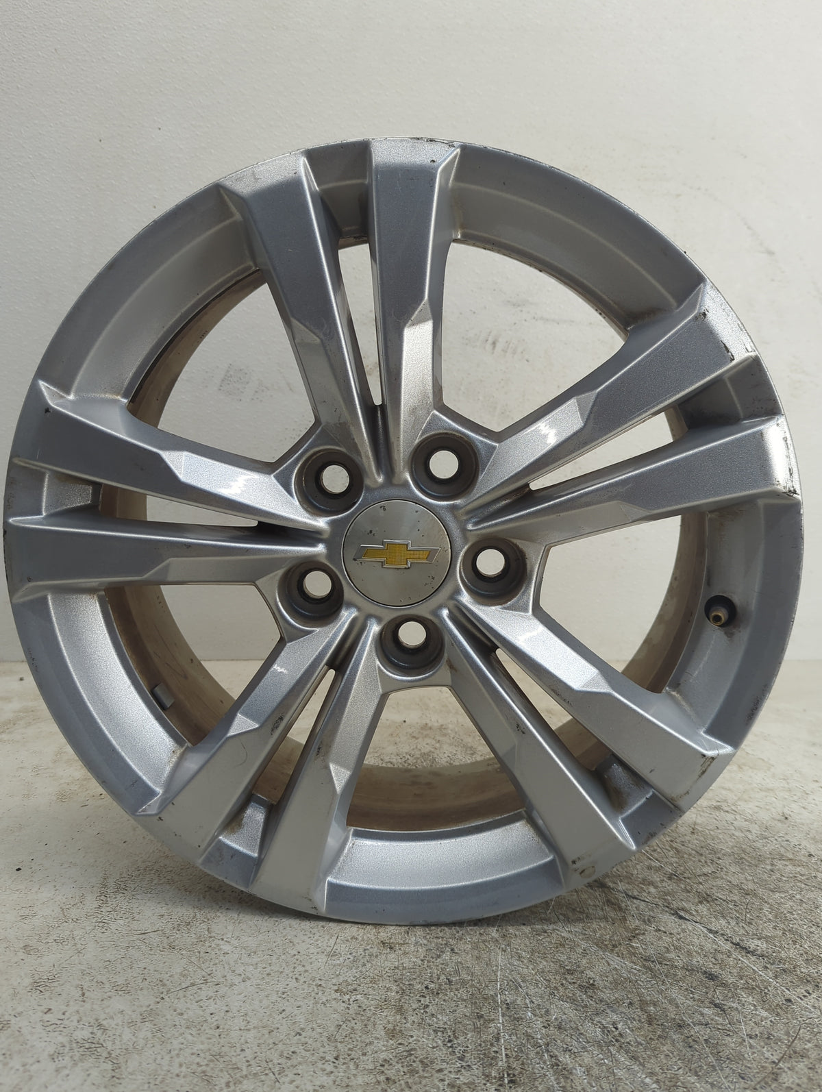 2010-2017 Chevrolet Equinox Oem Wheel Rim 1183887 - Oemusedautoparts1.com
