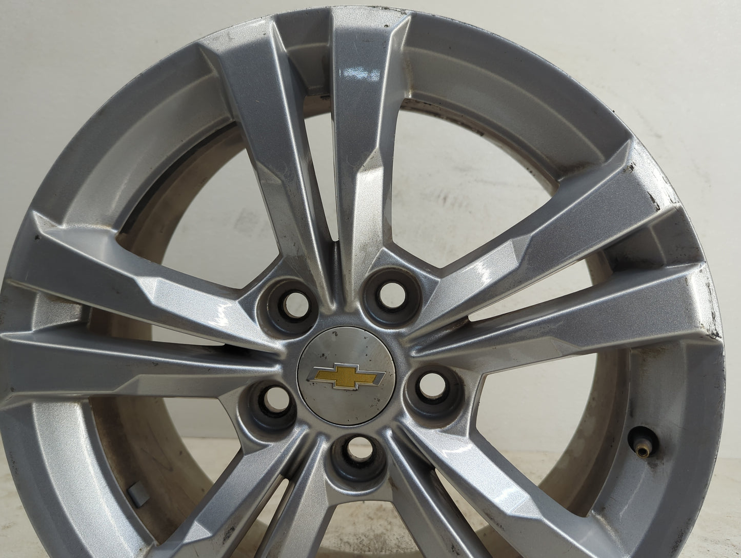 2010-2017 Chevrolet Equinox Oem Wheel Rim - Oemusedautoparts1.com