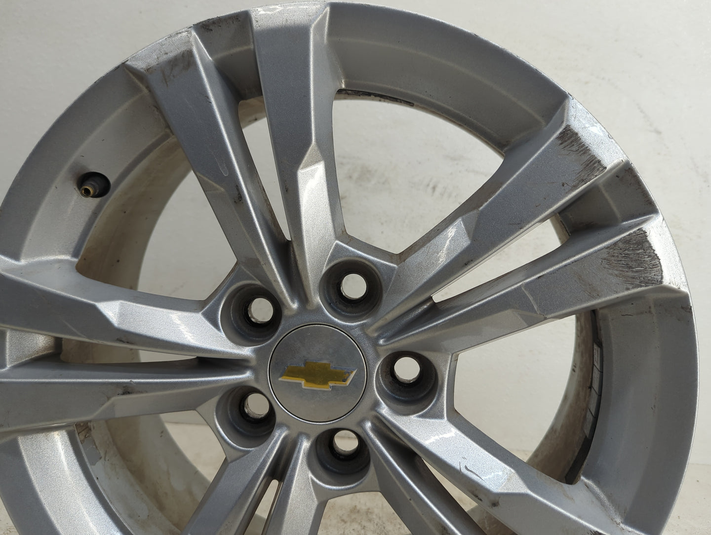 2014-2014 Chevrolet Equinox Oem Wheel Rim - Oemusedautoparts1.com