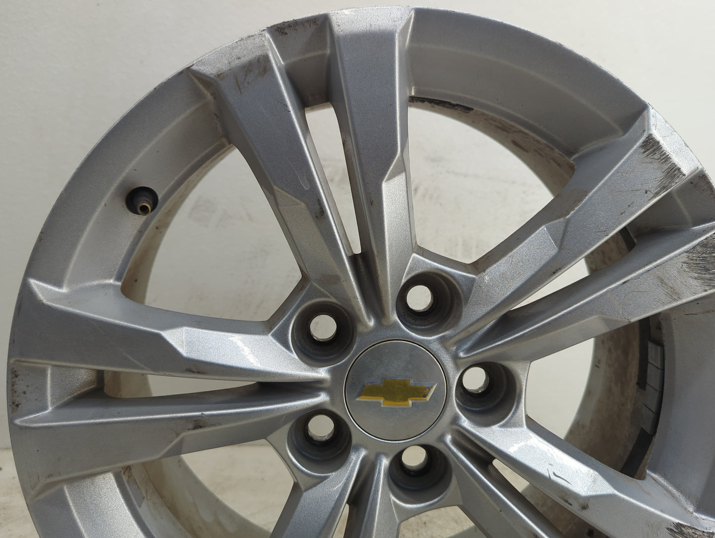 2014-2014 Chevrolet Equinox Oem Wheel Rim - Oemusedautoparts1.com